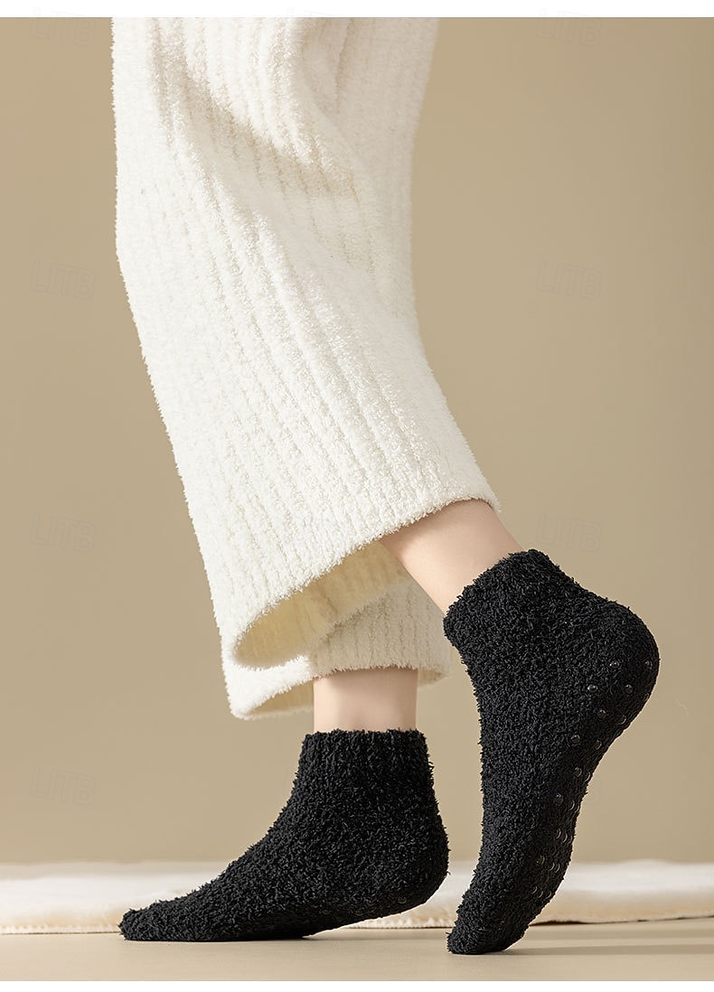 naisten irtoamattomat, näkymättömät sukat, yksivärinen korallifleece paksut talvilattiasukat, lämpimät kotisukat silikonipohjaisilla liukuestepohjilla 2026 - $7.99 –P9