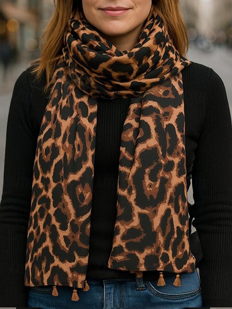Bufanda con borlas y estampado de leopardo para mujer: chal extragrande, suave y ligero con flecos, estilo bohemio chic para otoño/invierno, atuendos casuales, oficina, viajes y regalos. 2025 - $14.99 –P1