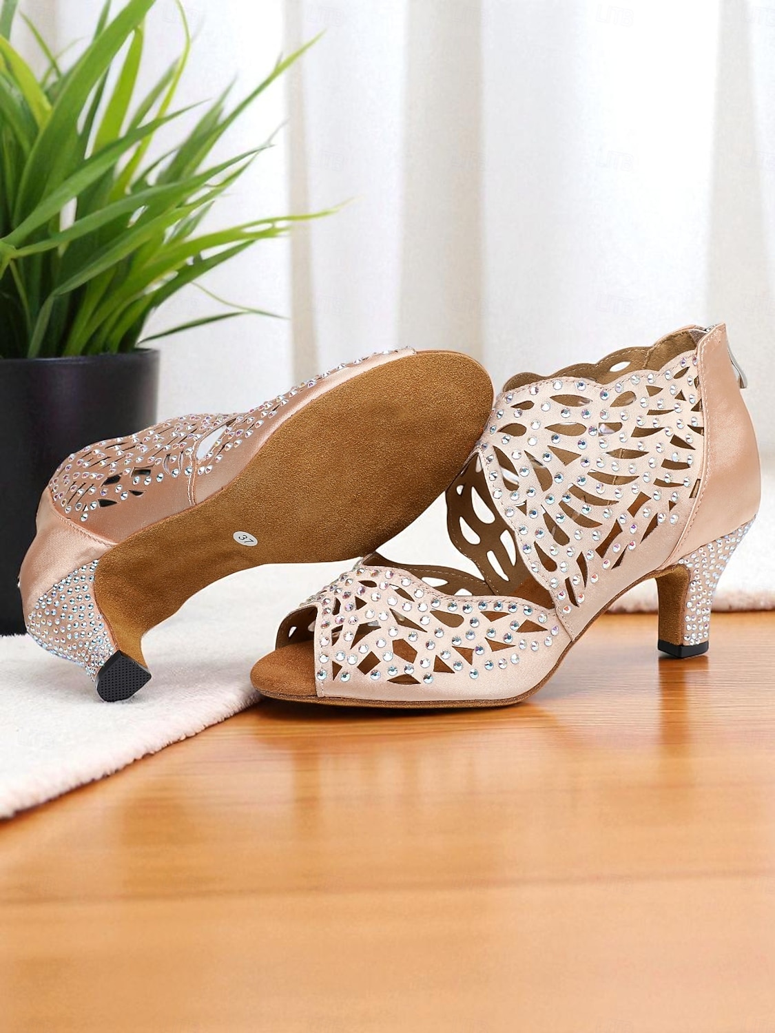scarpe da ballo da donna con punta aperta, strass e tacco basso color carne - calzature professionali per feste da ballo Gatsby del 2026 a $69.99 –P5