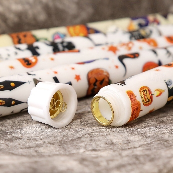 Candele a LED senza fiamma con motivo colorato di Halloween, candelieri a batteria con telecomando a 11 tasti e timer, luci a fiamma tremolante 3D per cene, decorazioni per interni, regali (6 pezzi del 2025 a $22.99 –P10