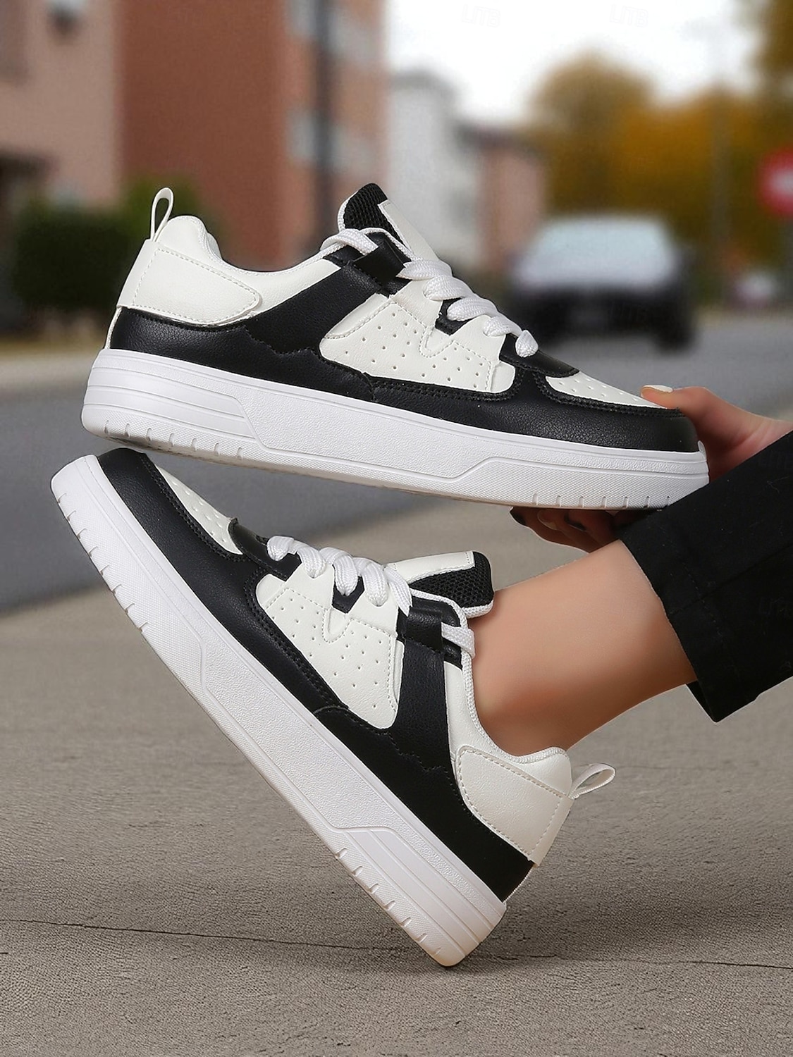 Women's Pink and Black Colorblock Lace-Up Sneakers - Comfortable Faux Leather Platform Walking Shoes for Casual Outfits, Street Style and Autumn Travel 2026 - SGD S$41.7 –P1