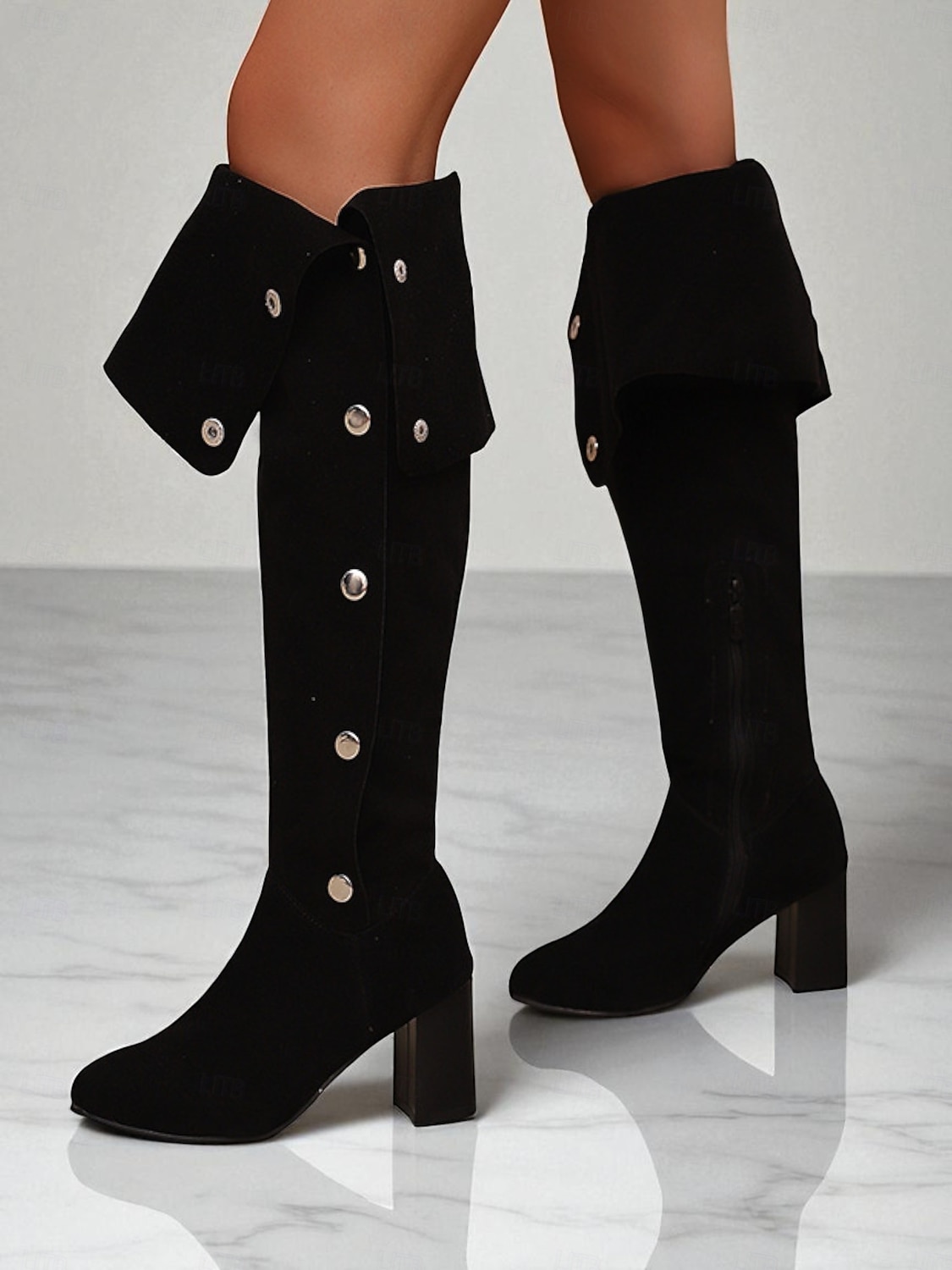 stivali sopra il ginocchio da donna in pelle scamosciata bordeaux con tacco a blocco e bottoni decorativi - versatili per l'autunno &calzature invernali alla moda per look streetwear e serali alla del 2026 a $69.99 –P6