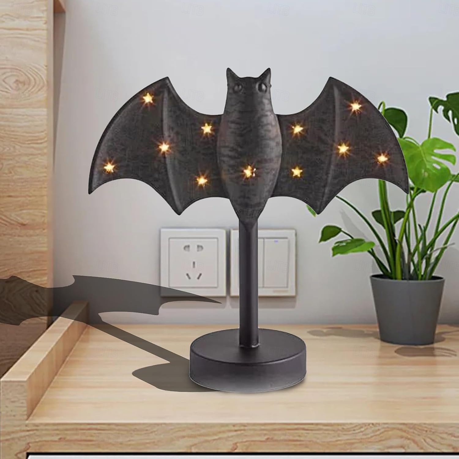 2025年 ハロウィンキャンドルホルダー、大きなトゥインクルバットキャンドルスティック、ゴシックバットキャンドルホルダー、LEDトゥインクルライト付き、パーティーテーブルやキッチン用の不気味なトゥインクルバットデザイン &マントルピース  コレクション – $23.99 –P2