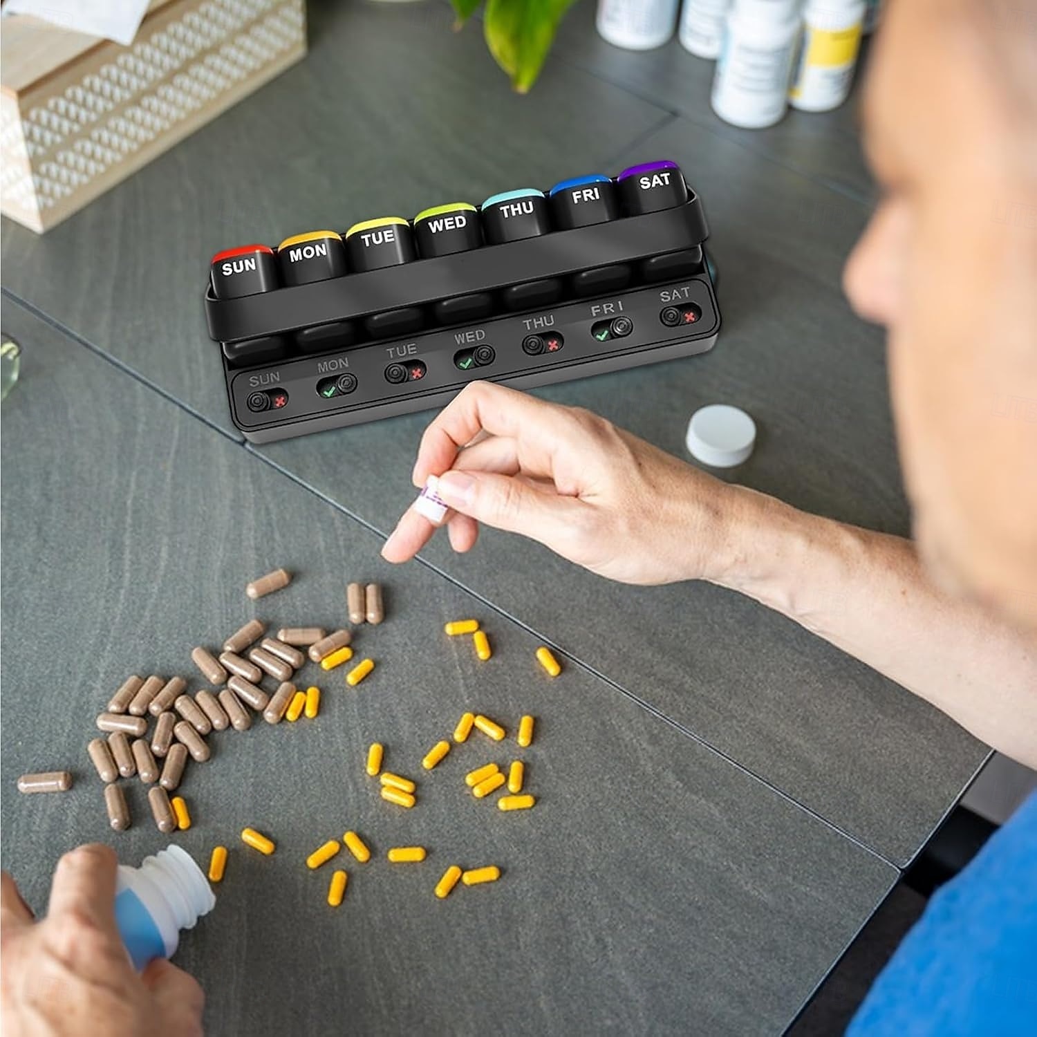 Weekly Pill Organizer Daily Case Holder Storage Box 7 Days Travel Pill Box Large Medicine Pill Case Container for Daily Medication Vitamin Supplement Fish Oil 2025 - $21.99 –P5