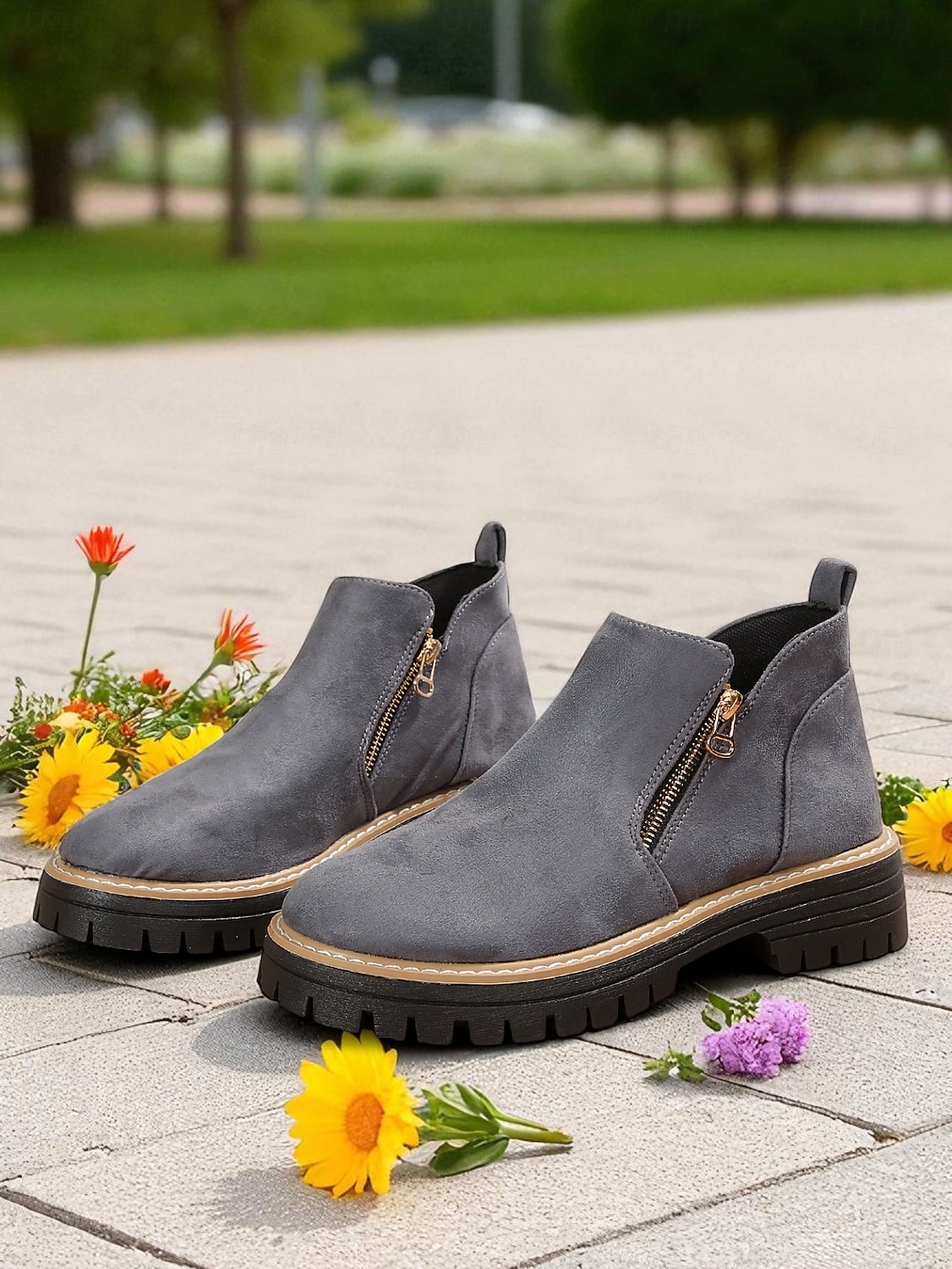 Bottines grises en similicuir pour femme – fermeture zippée latérale, semelle crantée antidérapante, style streetwear automne-hiver élégant de 2025 ? $34.99 –P3