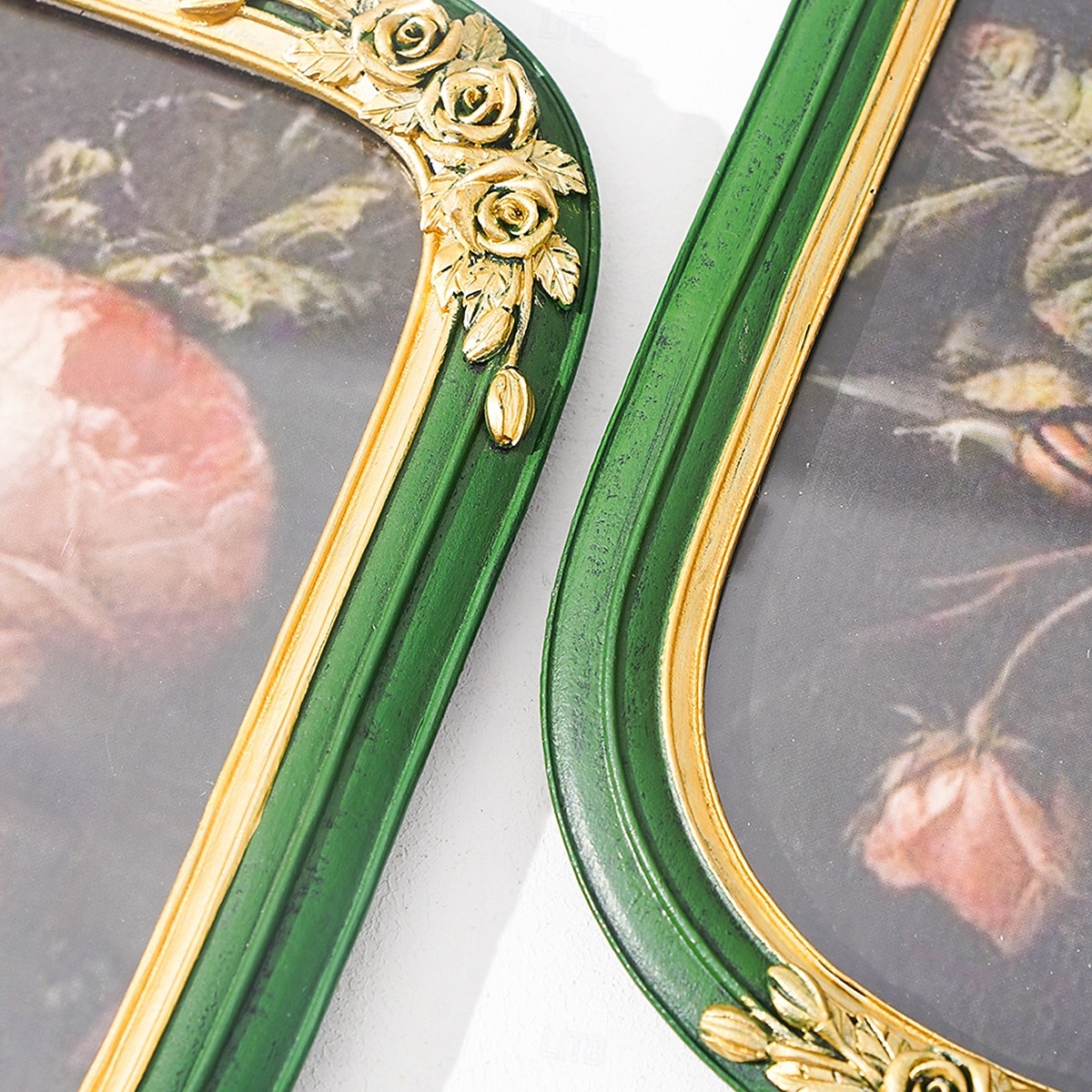 Gold 3D Rose Photo Frame with Green Arched Border, Hand-Painted Resin Picture Frame for Home Decor, Display Photos in Living Room, Bedroom, Study or Entryway 2025 - CAD $32.36 –P9