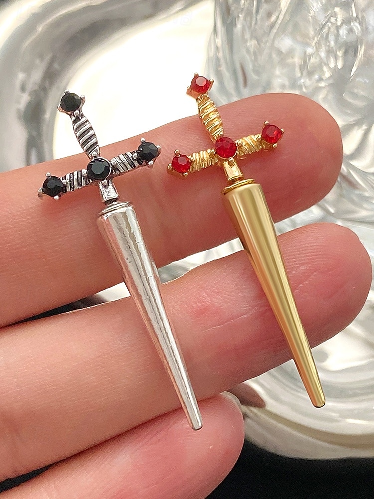 Halloween gotiske kors-øredobber til dame – punk-smykker med spike-design til fest, cosplay og uteliv 2025 - $7.99 –P4