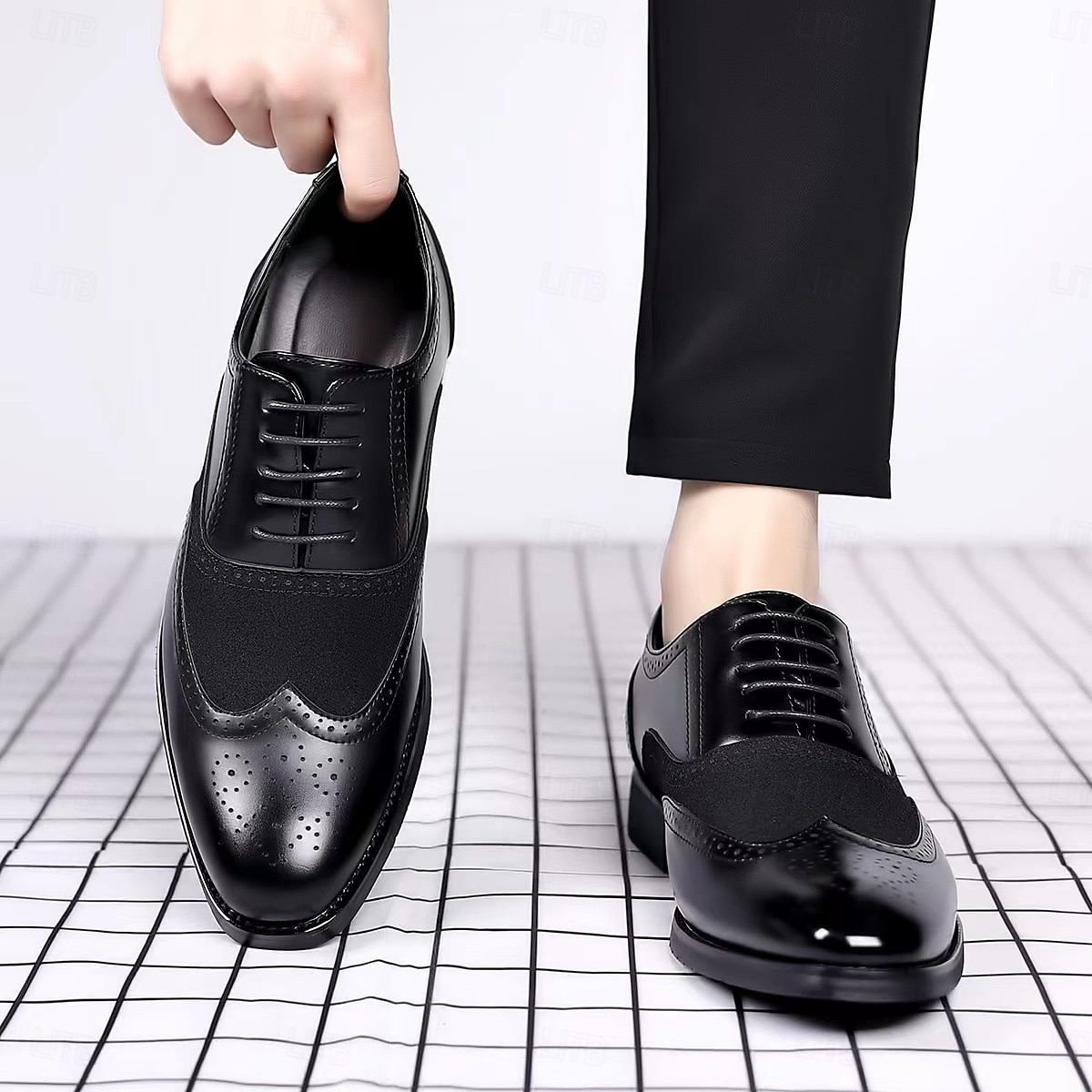 Sapatos oxford masculinos bico fino bicolor marrom e verde – brogues estilosos de couro sintético para looks casuais elegantes de 2025 por $42.99 –P16