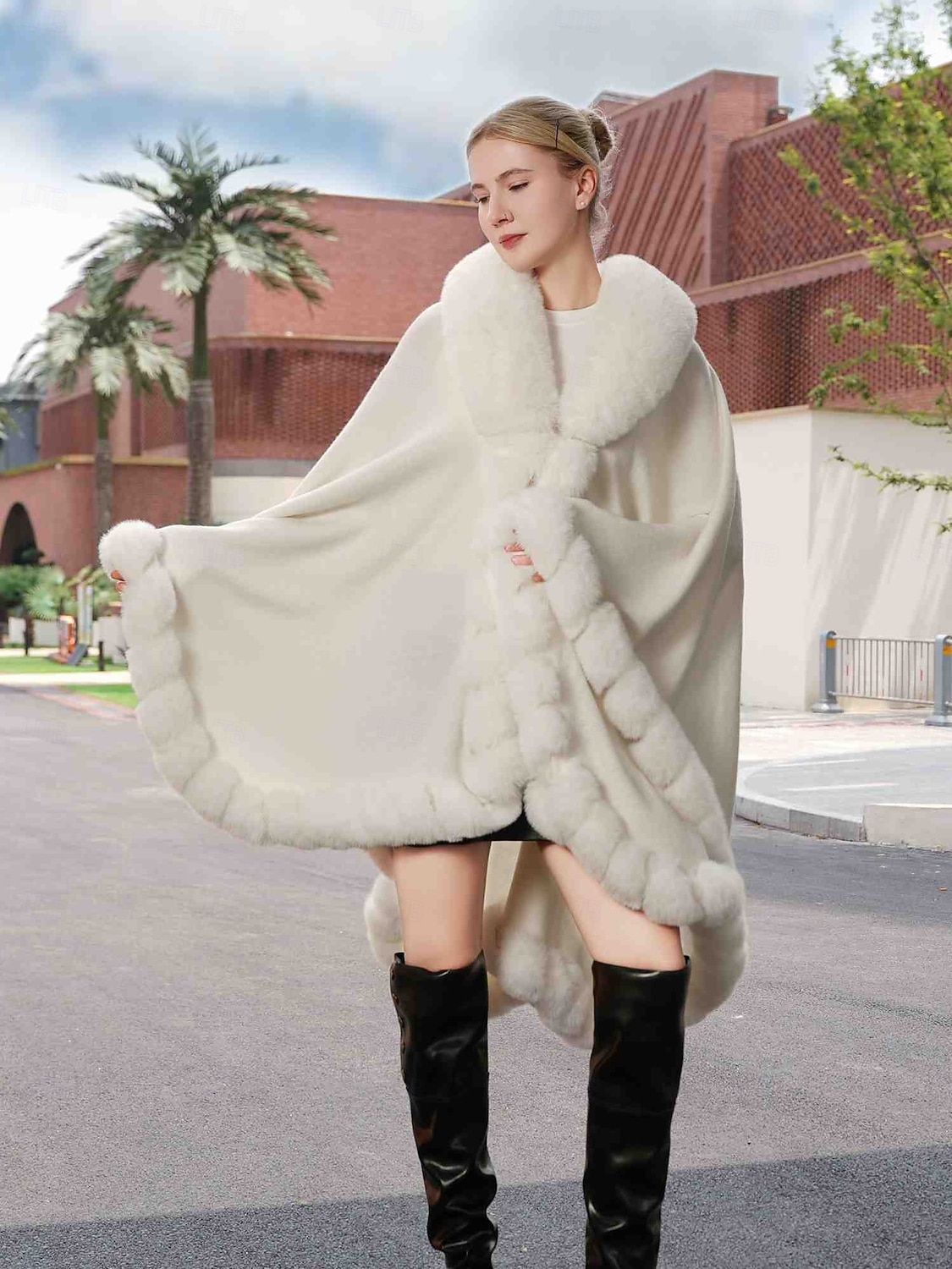 Pelssjal Elegant Hold Varm Ermeløs Flaggermusermer Polyester Bryllup Wrap Med Ren Farge Til Spesiell Leilighet Høst vinter 2025 - $142.99 –P3