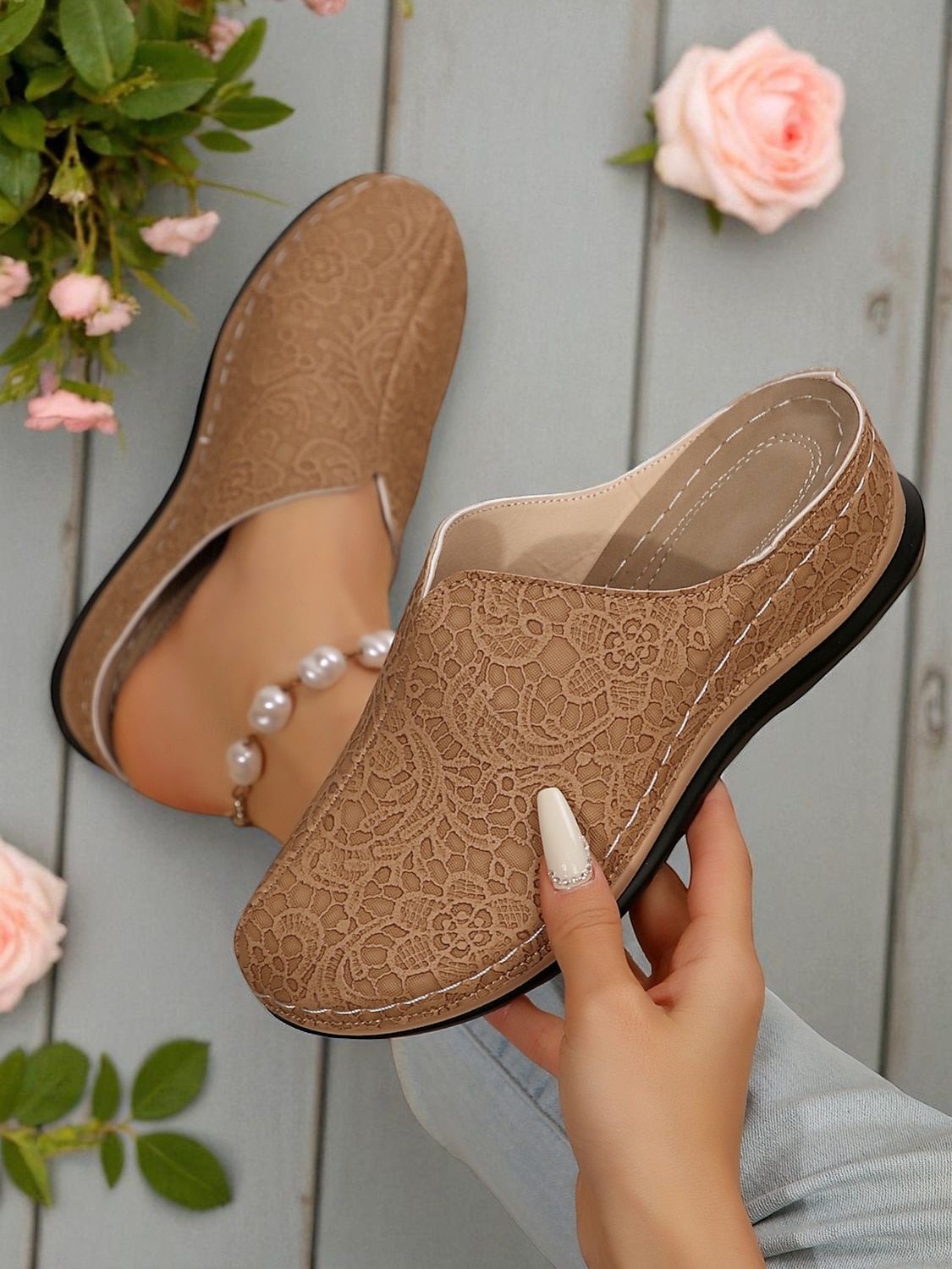 Damen-Slipper aus Kunstleder – atmungsaktive Komfort-Clogs mit Spitzenmuster für Gartenarbeit, Hauskleidung und Freizeitoutfits 2026 - $18.99 –P2