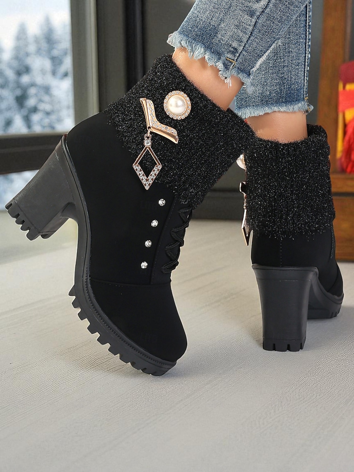Botas femininas de cano curto em malha preta com cadarço e strass e salto grosso - botas elegantes de inverno com salto para roupas de Natal e moda para o frio de 2025 por $29.99 –P2