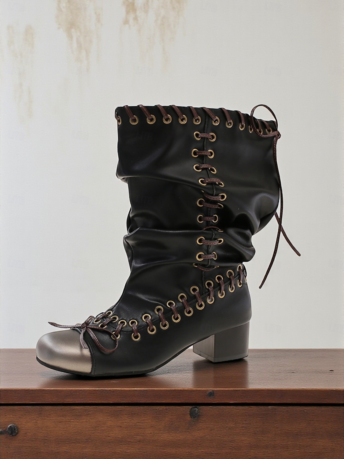 Botas femininas de couro estilo slouchy com detalhes em cadarço, estilo inspirado no steampunk para looks urbanos, ideais para looks urbanos modernos e uso diário de 2025 por $46.99 –P2