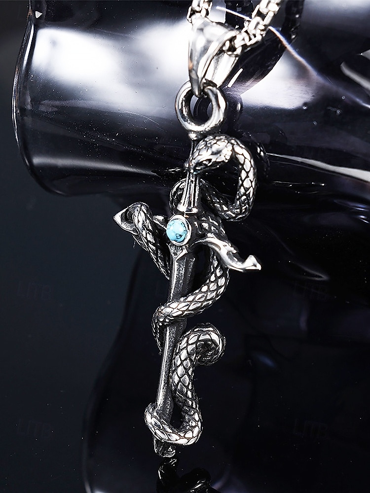 Collana con ciondolo a forma di spada e serpente in acciaio al titanio per Halloween da uomo – gioielli con catena a croce in stile punk gotico per feste in maschera, cosplay e moda quotidiana del 2025 a $11.99 –P3