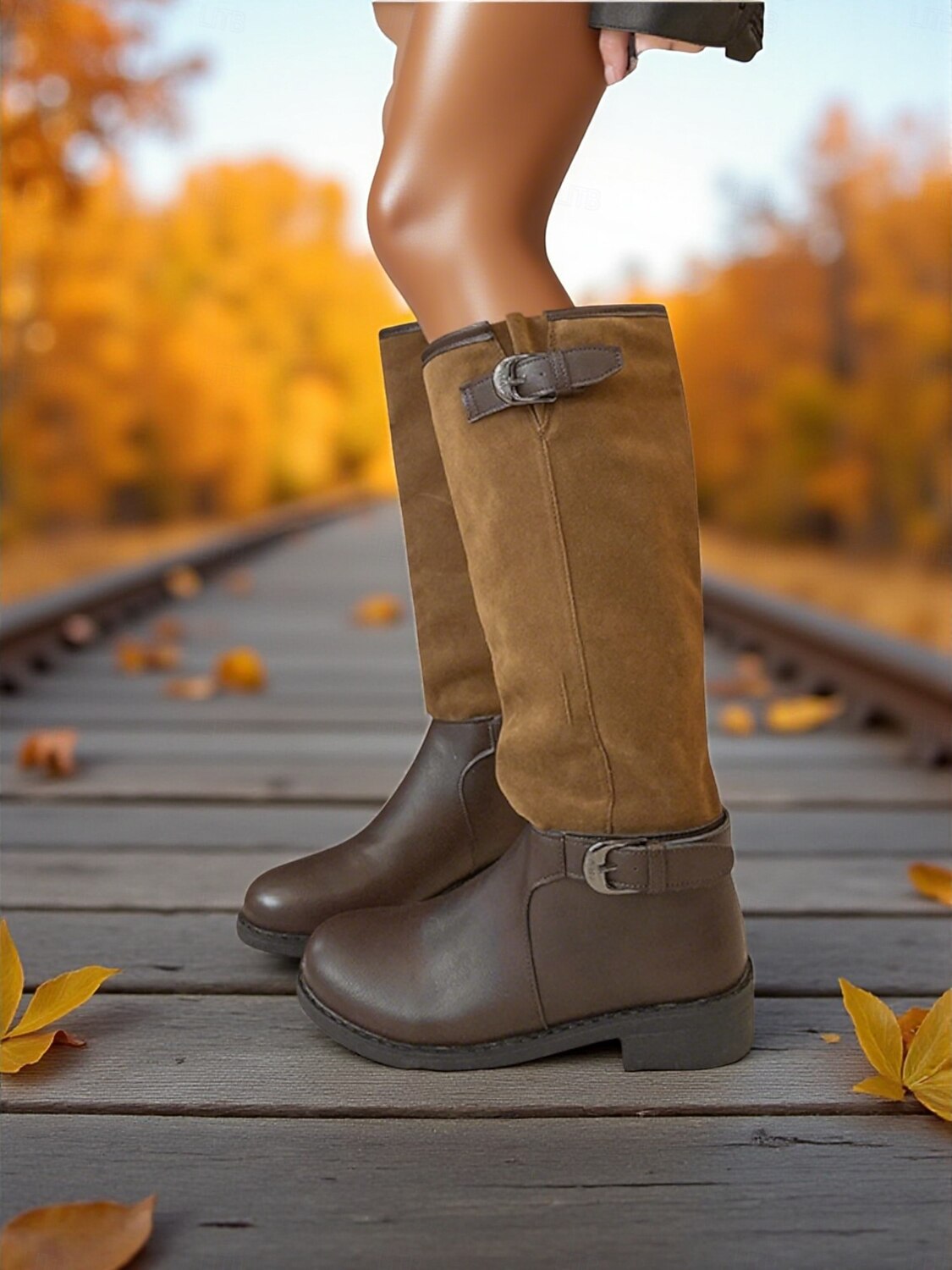 bottes hautes à tige réglable pour femmes - combinaison de daim et de similicuir avec détail de boucle, chaussures de style équitation à la mode pour les tenues décontractées urbaines et les vêtements de 2025 ? $54.99 –P2