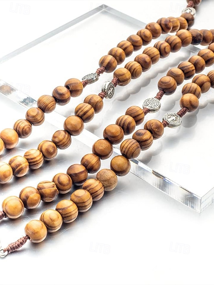 Rosario de madera para hombre con medalla de San Benito y crucifijo: cuentas de oración católicas para el culto religioso, la reflexión espiritual y la devoción diaria. 2025 - $7.99 –P5