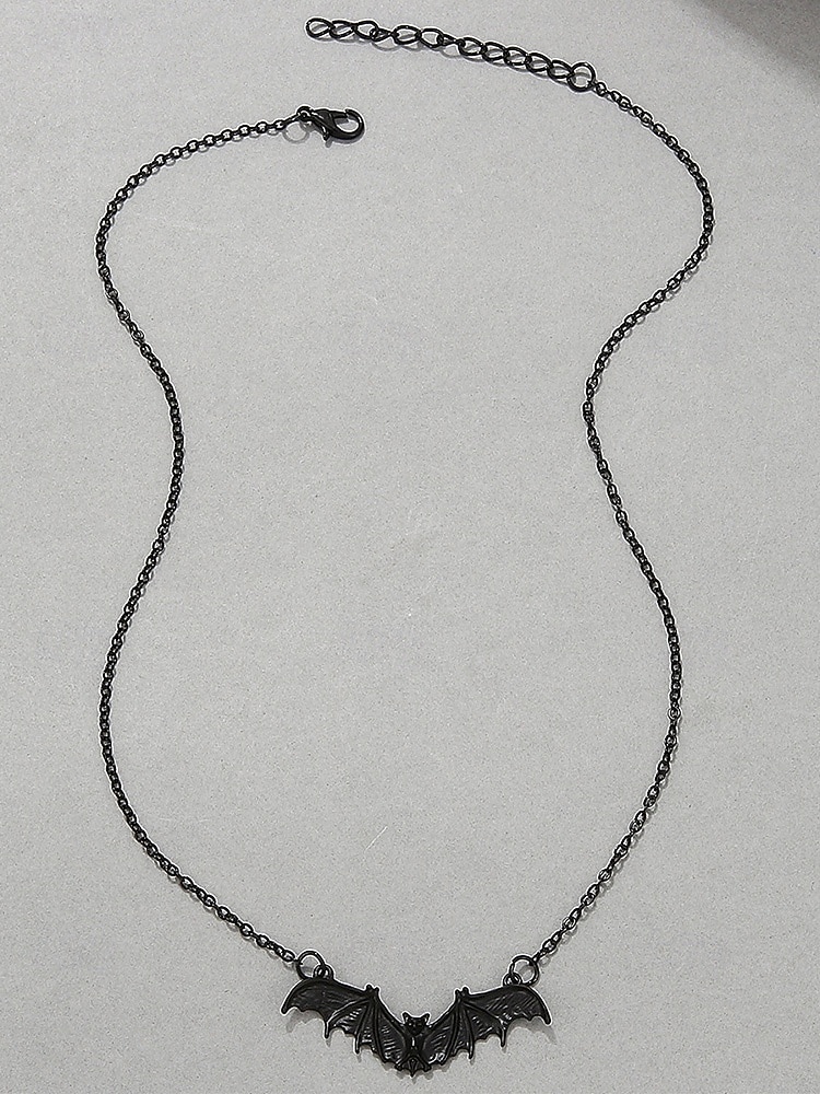 Collier pendentif chauve-souris gothique pour femme - ras de cou vintage en argent pour fêtes costumées, cosplay et mode sorcière de 2025 ? $7.99 –P9