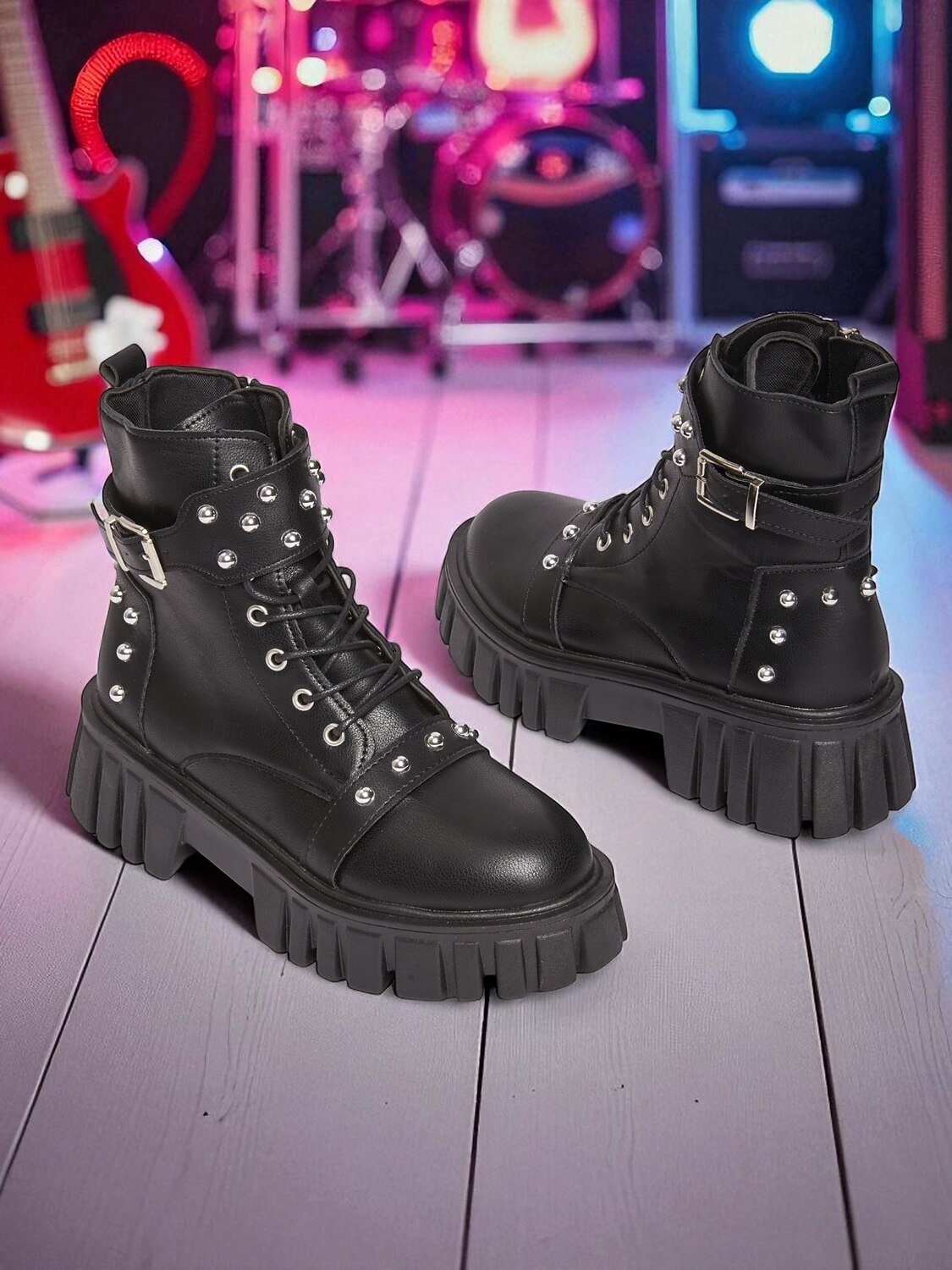 bottes motardes cloutées en similicuir noir pour femme avec semelle plateforme épaisse et fermeture éclair latérale &Bottines à boucle style punk pour ados et femmes, idéales pour les concerts et le de 2025 ? $29.99 –P3