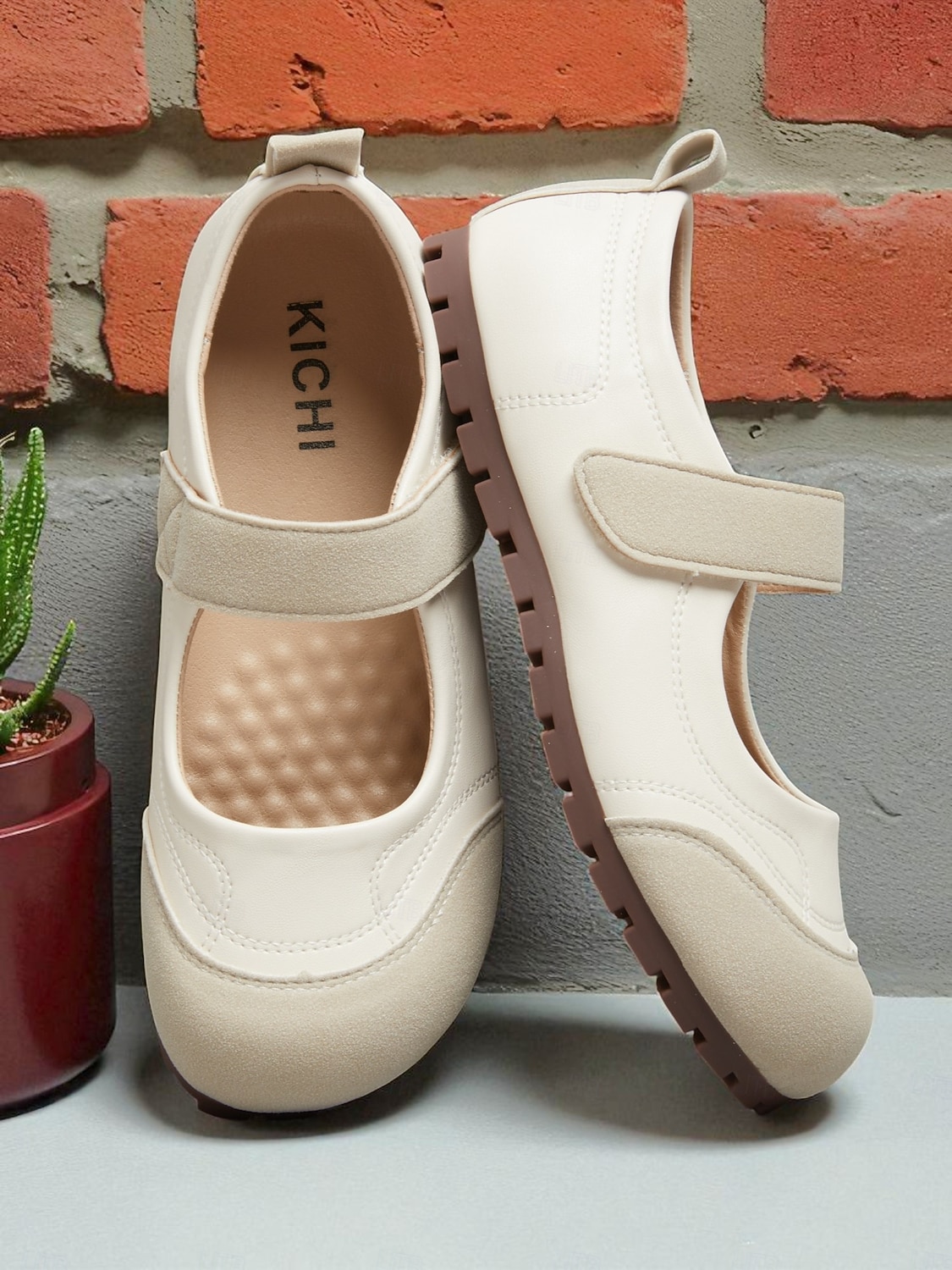 ballerine mary jane beige da donna con vestibilità ampia e cinturino a strappo – scarpe casual comode e antiscivolo a piedi nudi, da indossare tutti i giorni, per camminare e viaggiare del 2025 a $26.99 –P2