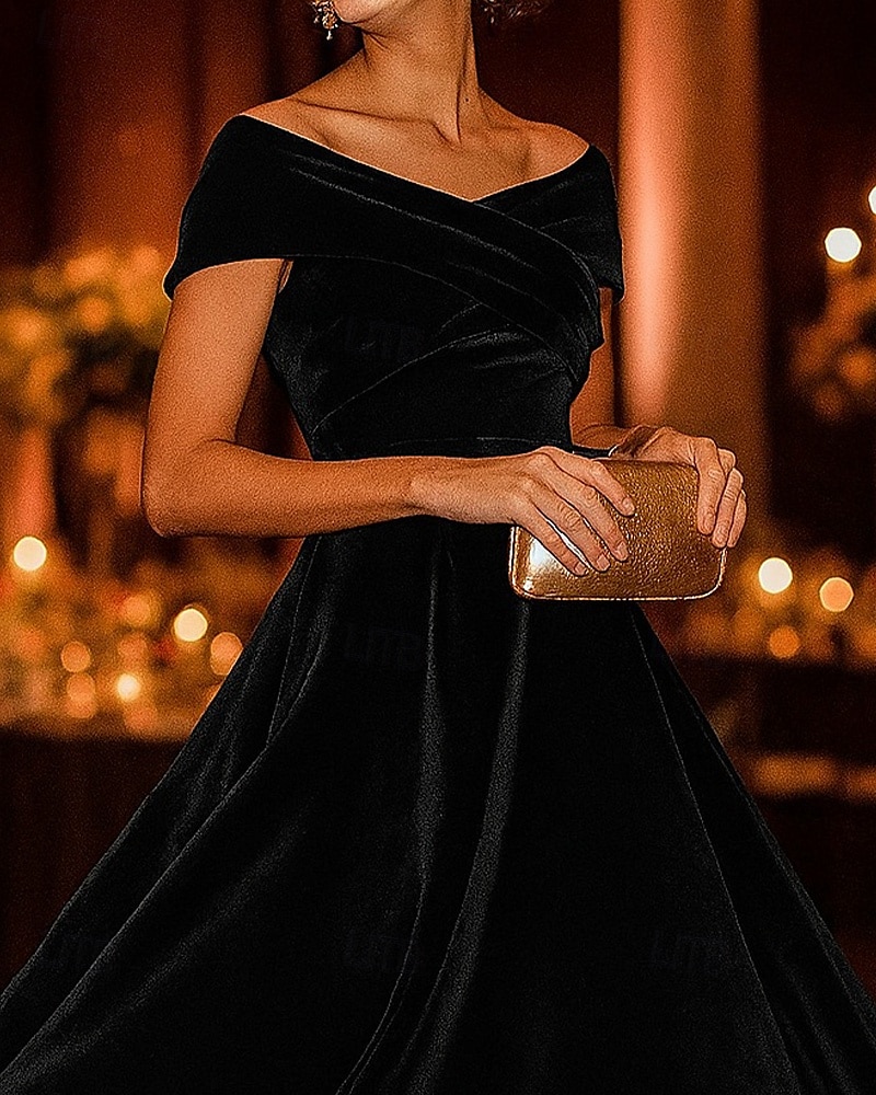 Vestidos de coquetel pretos em linha A, veludo elástico, elegante, vestido formal para casamento, comprimento chá, comprimento midi, ombro de fora com franzido 2025 de 2025 por $131.99 –P2