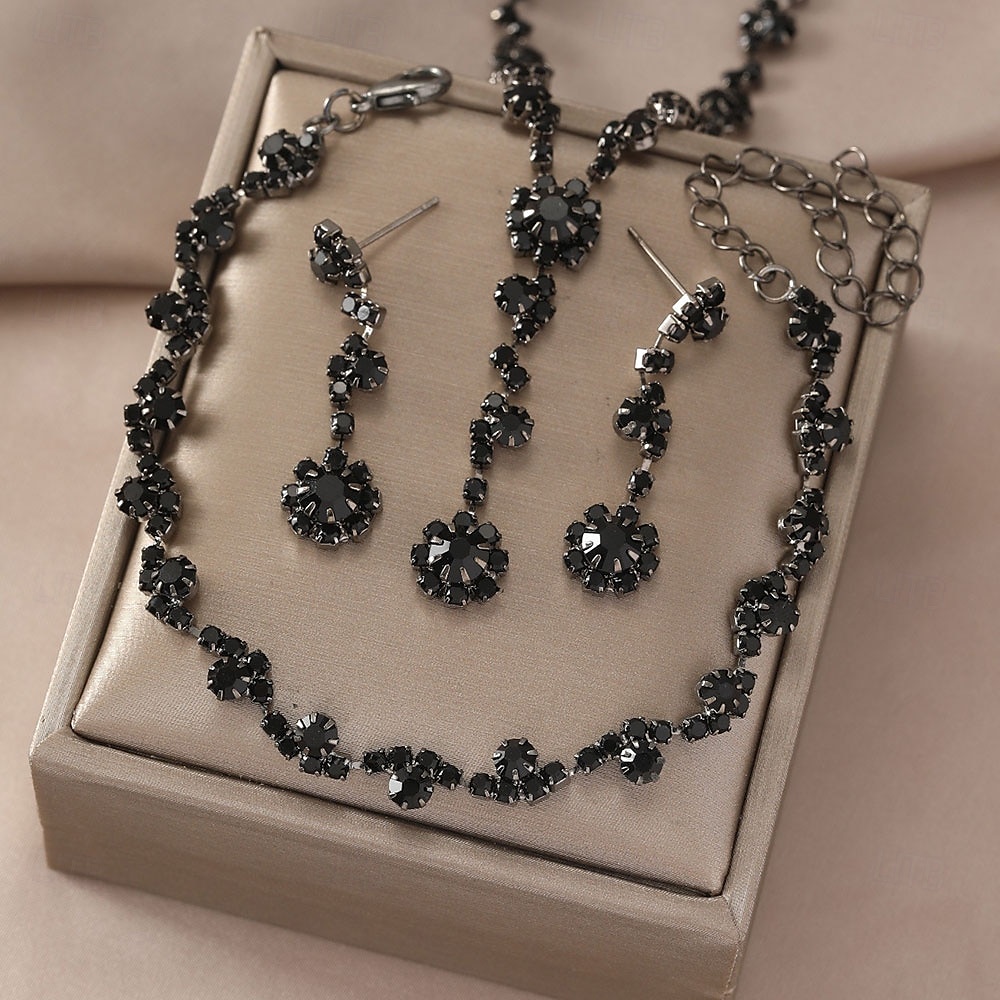 Parure de bijoux 3 Noir Strass Chrome 1 Bracelet Boucles d'oreilles Collier Femmes Élégant ancien Mode Le style rétro Classique Rond Parure de Bijoux Pour Mariage Soirée robe demoiselle d honneur de 2025 ? $14.99 –P7