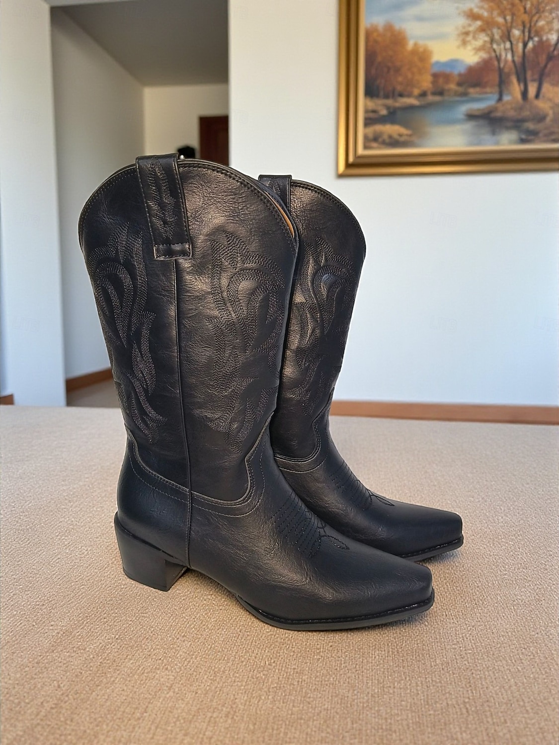 női piros bőr cowboy csizma hímzett western mintával - stílusos városi divatcipő trendi öltözékekhez 2025 - $59.99 –P1