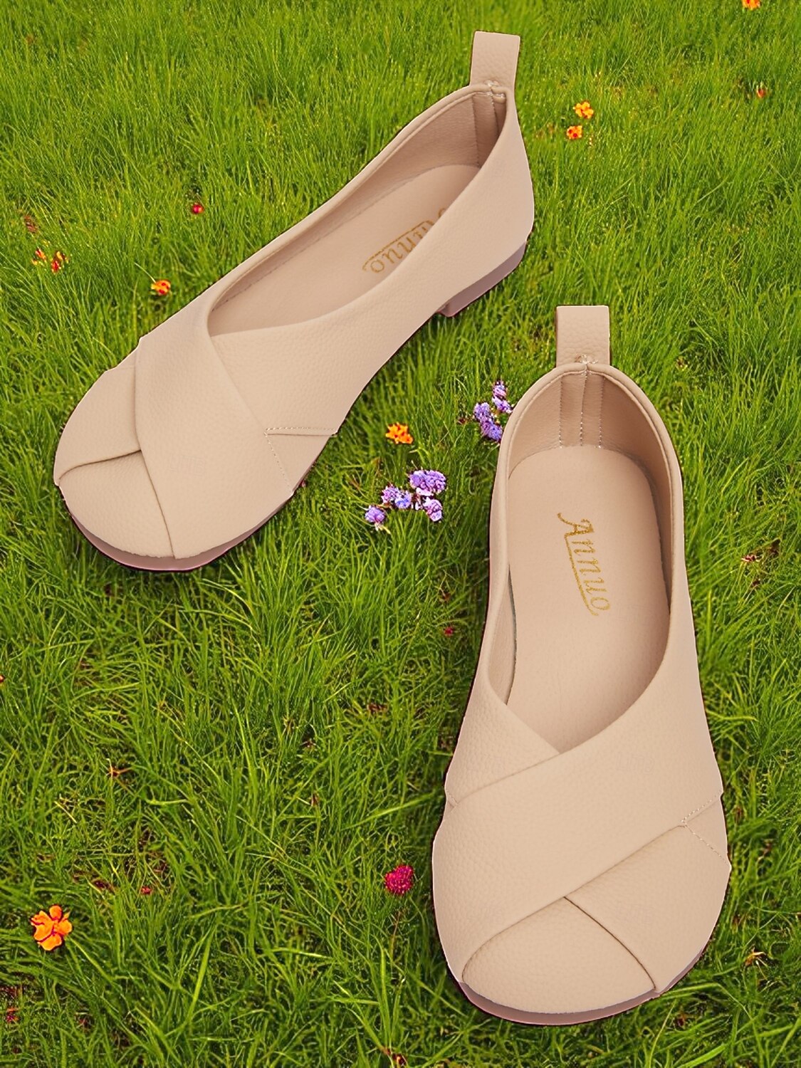 scarpe basse larghe da donna con cinturino incrociato beige – morbide scarpe basse casual slip-on a piedi nudi in similpelle per ufficio, passeggiate, viaggi e uso quotidiano del 2026 a $26.99 –P1