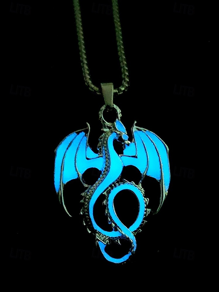 Collier pendentif dragon lumineux pour homme pour Halloween – Bijou gothique lumineux en acier inoxydable pour fêtes, cosplay et vie nocturne de 2025 ? $9.99 –P8