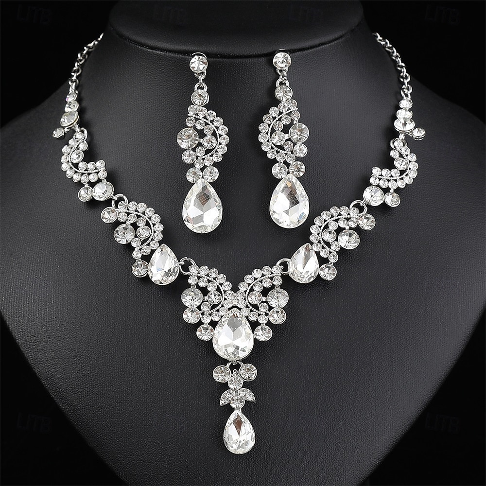Parure de bijoux 2 Chrome 1 Collier Boucles d'oreilles Femmes Élégant ancien Mode Le style rétro Classique Parure de Bijoux Pour Mariage Soirée robe demoiselle d honneur de 2025 ? $19.99 –P9