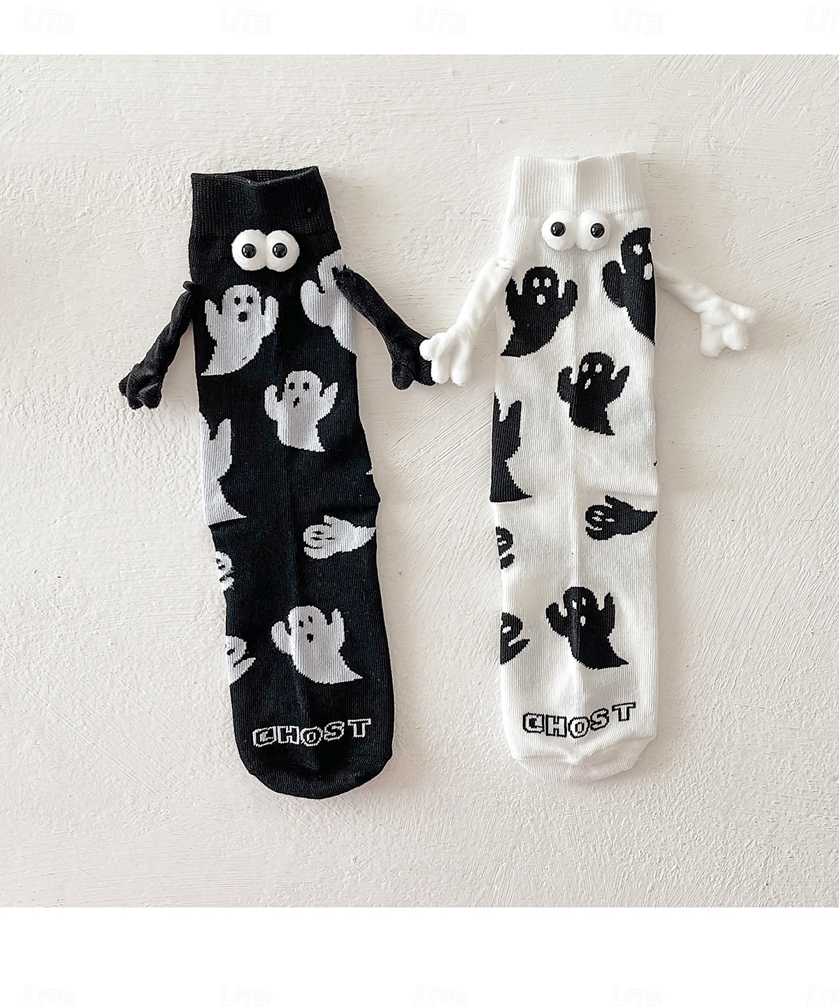 Calcetines de fantasma de Halloween para mujer con ojos 3D y estilo de dibujos animados, divertidos y cómodos calcetines deportivos para fiestas y ropa informal 3D 2025 - $9.99 –P4