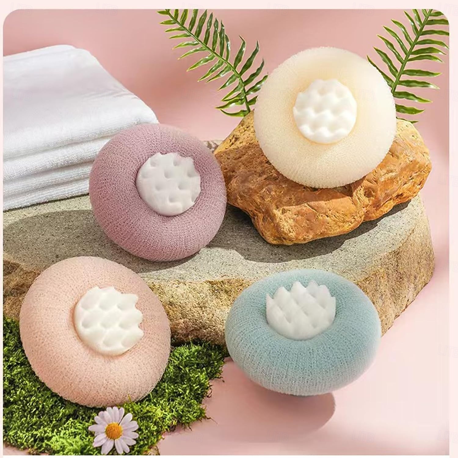 Confezione da 4 palline da bagno super morbide con ventosa a forma di girasole, 2 in 1, spugna da bagno esfoliante con spazzola per la pulizia, accessori in spugna per doccia e corpo a rete per donne del 2026 a $11.99 –P1