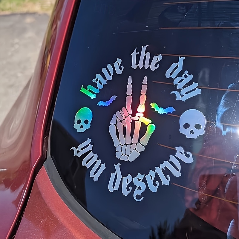 Autocollant en vinyle pour voiture, motif crâne effrayant et chauve-souris, autocollant en verre durable sur le thème de l'horreur, disponible en blanc/rose/noir, décoration d'Halloween unique pour de 2025 ? $12.99 –P4