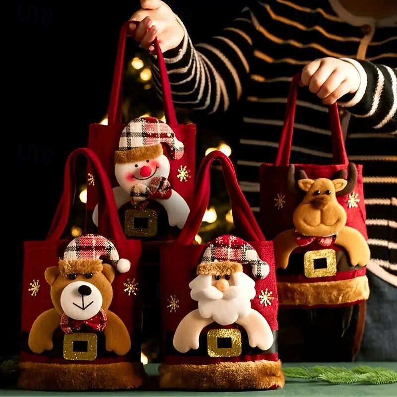 Sada 4 vánočních dárkových tašek pro panenky, mini plyšové sáčky s motivem Santa Clause a sněhuláka a sobů, sáčky na vánoční dárky 2025 - $26.99 –P1