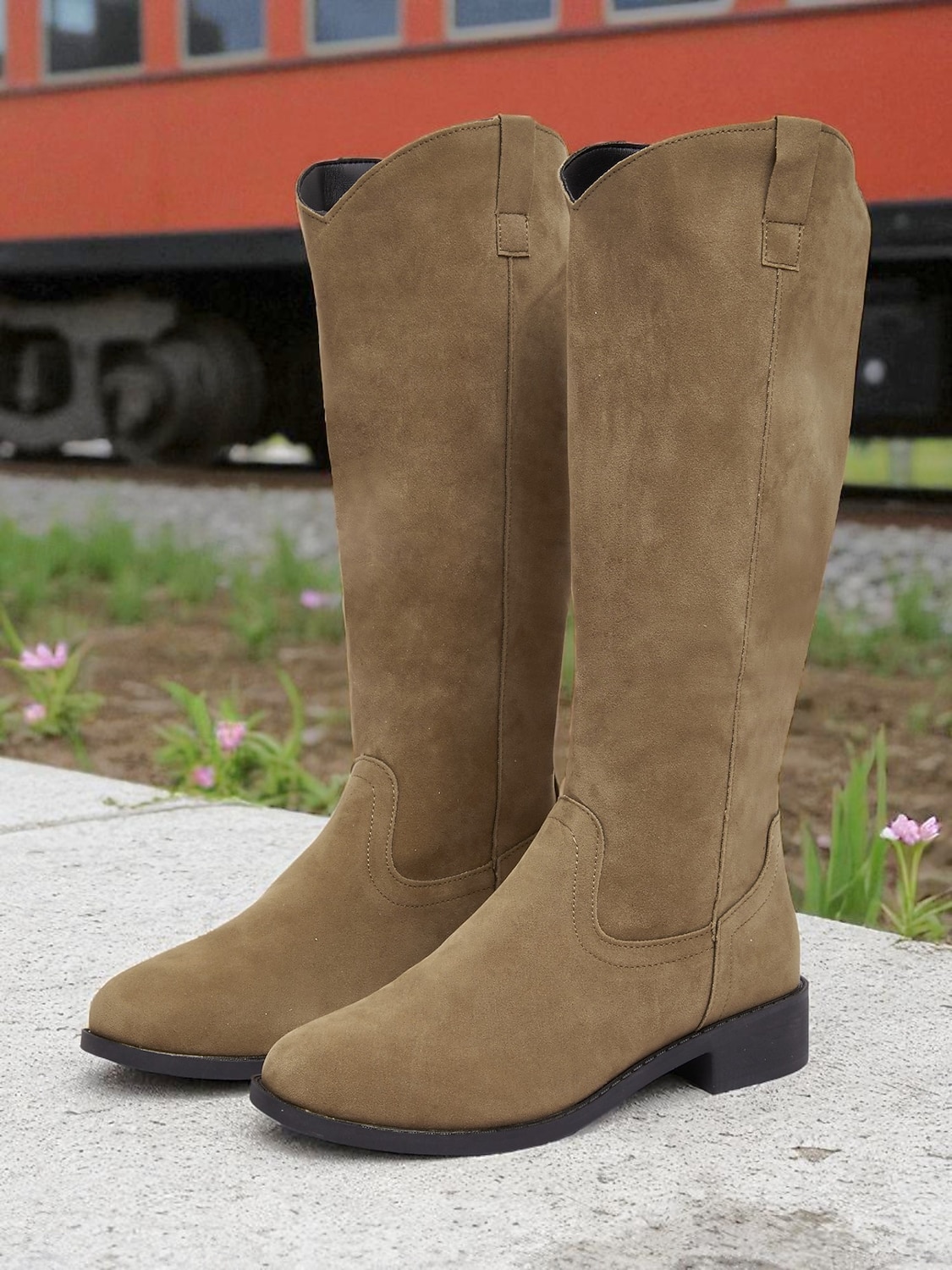 Bottes mi-mollet kaki pour femmes – Bottes à talons bas de style western décontracté pour l'automne et le quotidien de 2025 ? $32.99 –P3