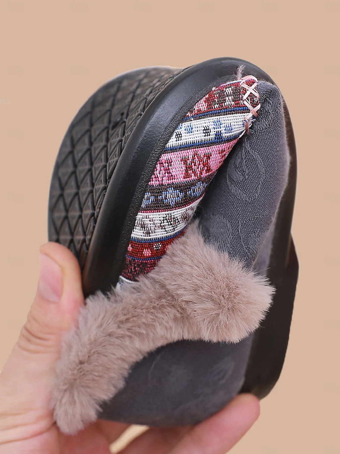 scarpe slip-on da donna con fodera in pelliccia ricamata rossa e motivo floreale, calde scarpe invernali per Natale, periodo festivo e abbigliamento casual del 2025 a $24.99 –P5