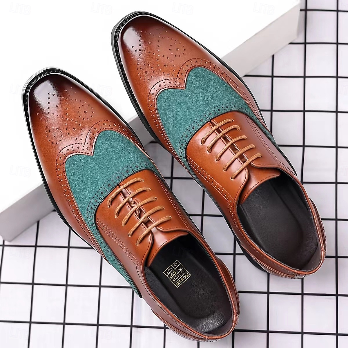 Sapatos oxford masculinos bico fino bicolor marrom e verde – brogues estilosos de couro sintético para looks casuais elegantes de 2025 por $42.99 –P6