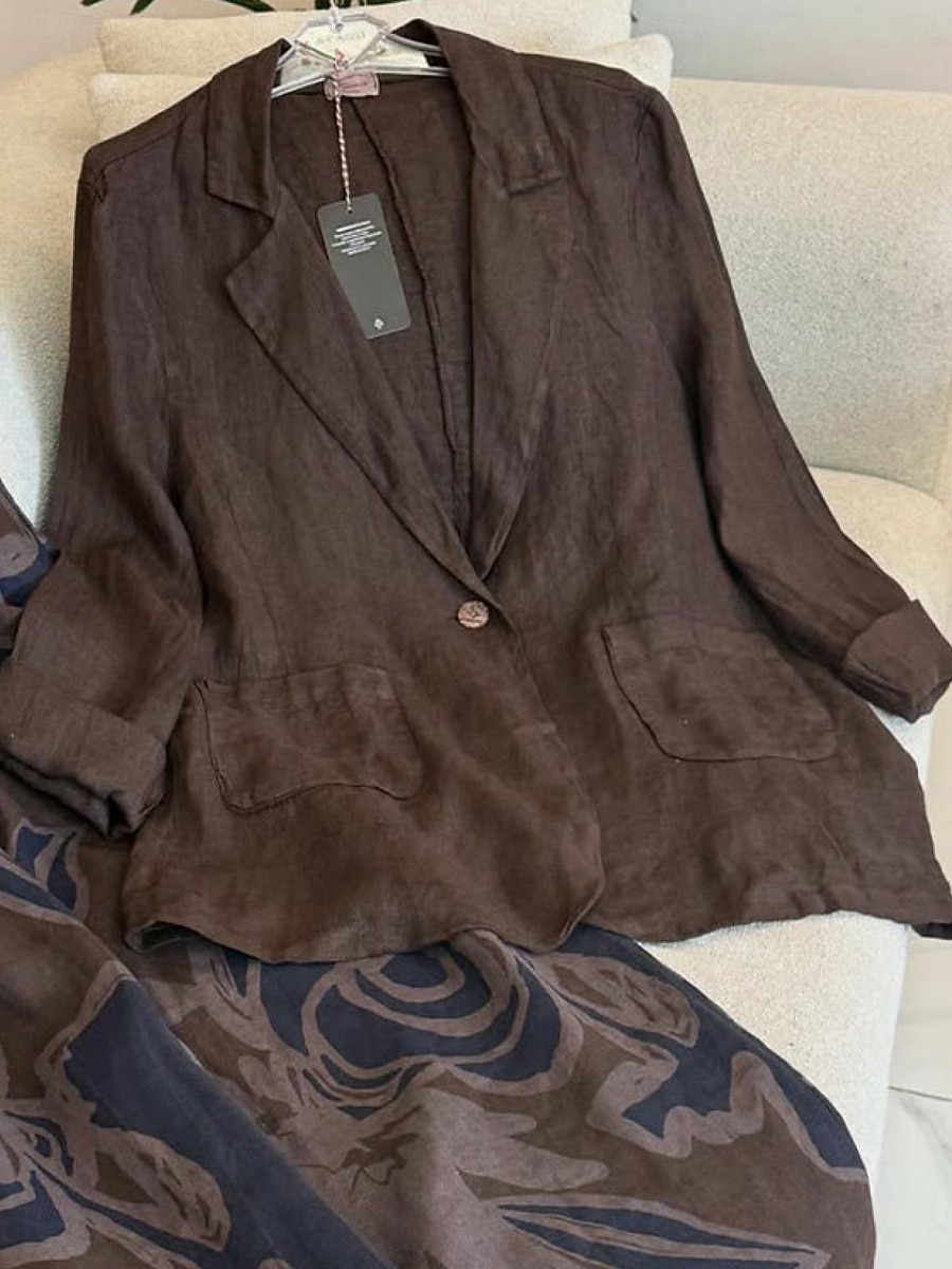 Femmes Blazer Confortable Respirant Avec Poches Boutons Mode Style OL Uni Extérieur Occasionnel Quotidien Simple Boutonnage Régulier Revers Coupe régulière manche longue Vêtements d'extérieur Bleu de 2025 ? $23.99 –P5