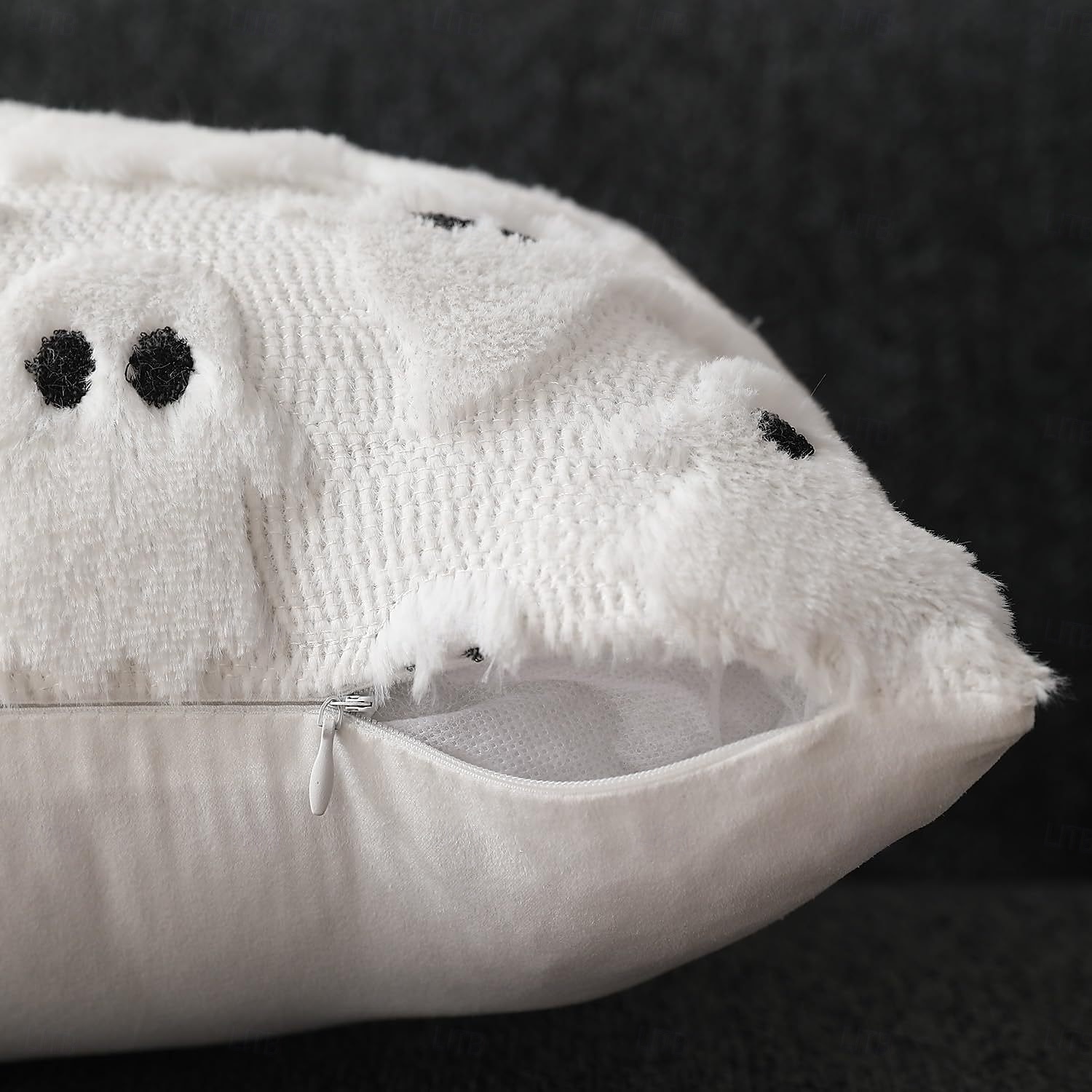 2025年 ハロウィンゴーストのぬいぐるみ枕カバー、ソファ、カウチ、リビングルームのお祝いのホームデコレーション用の3D装飾クッションケース  コレクション – $7.99 –P6