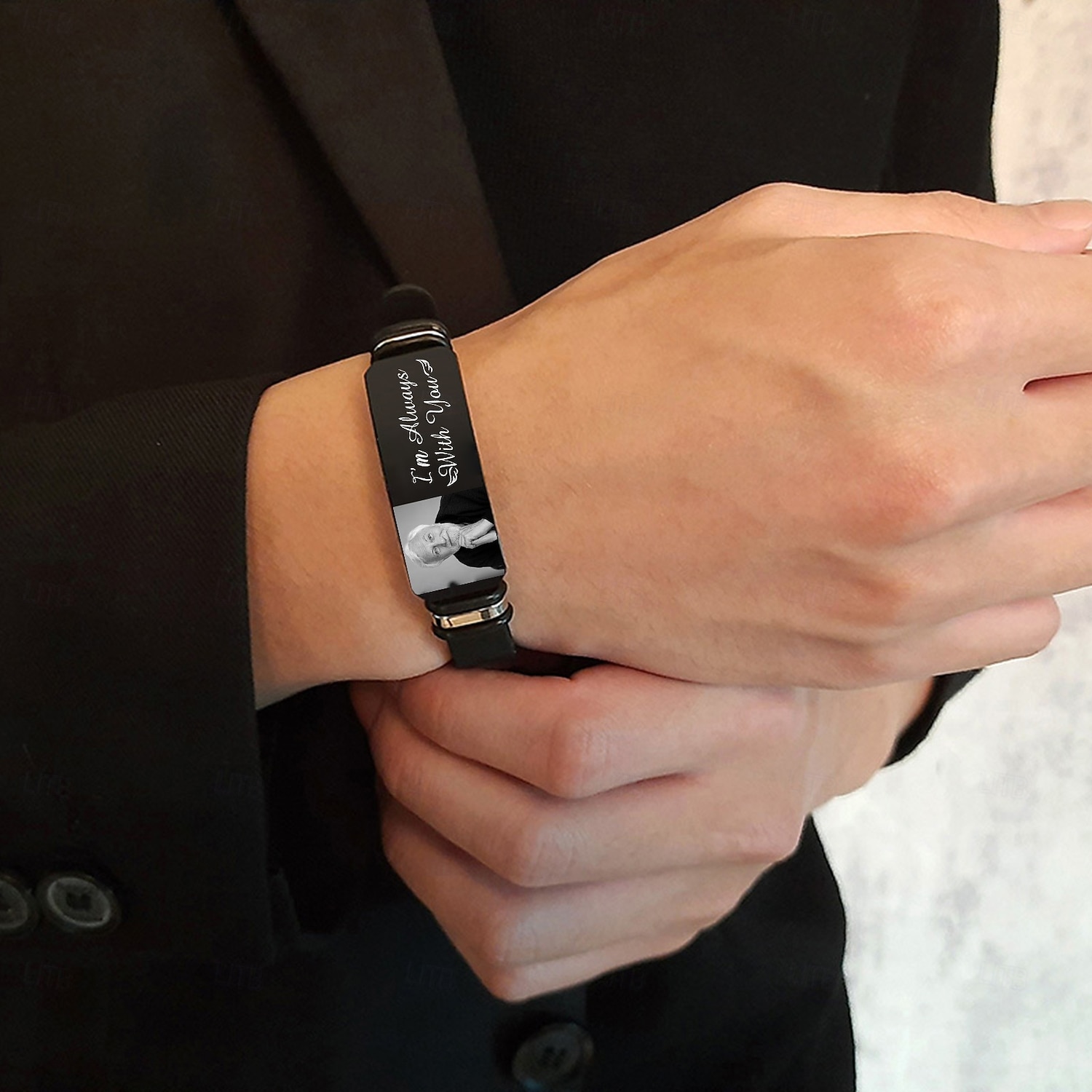Personalisiertes Foto-Gedenkarmband mit individueller Gravur, Herrenarmband, Beileidsgeschenke für den Verlust geliebter Menschen, ich bin immer bei dir 2025 - $11.99 –P2