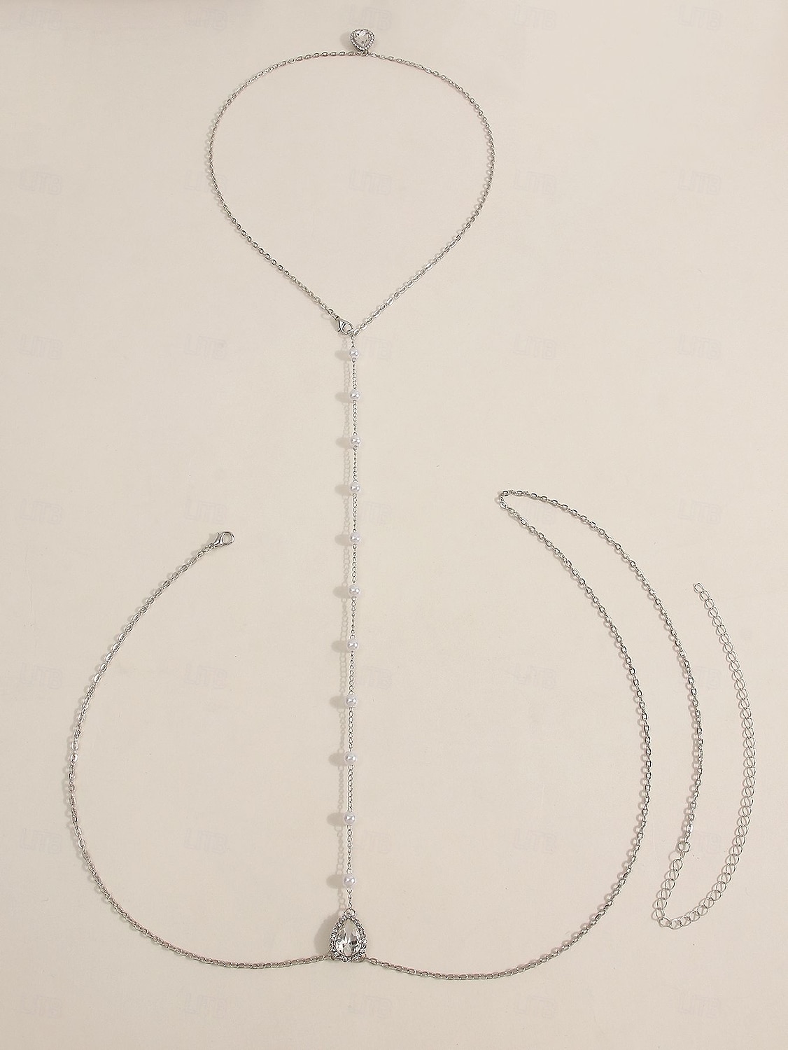 naisten selkänojalla laskostettu vartalonmyötäinen koru, jossa herkkiä helmi- ja kristalliyksityiskohtia, elegantteja koruja juhlapuvuihin, iltajuhliin, häihin ja erityistilaisuuksiin 2026 - $18.99 –P3