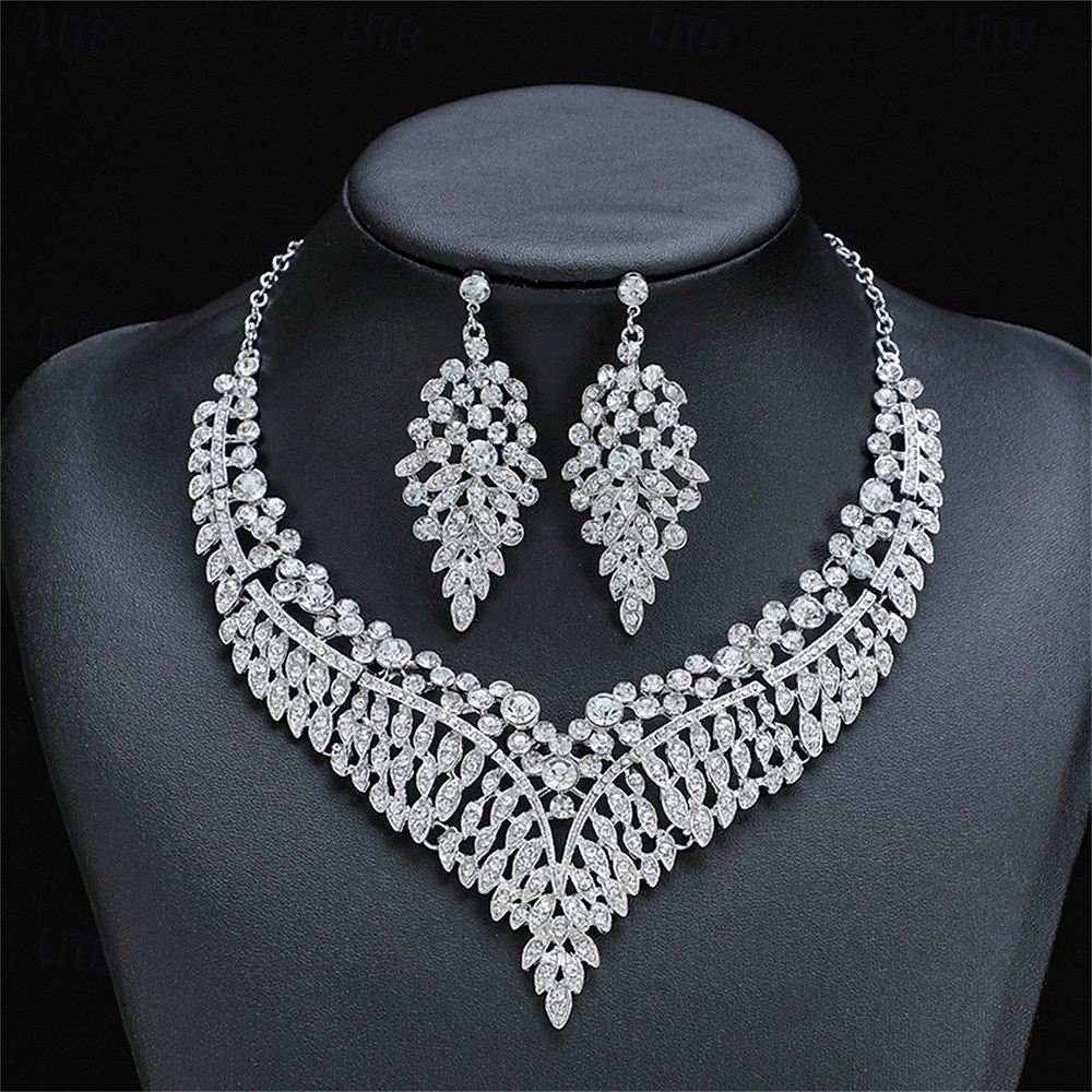 Parure de bijoux 2 Chrome 1 Collier Boucles d'oreilles Femmes Élégant ancien Mode Le style rétro Classique Parure de Bijoux Pour Mariage Soirée robe demoiselle d honneur de 2025 ? $19.99 –P1