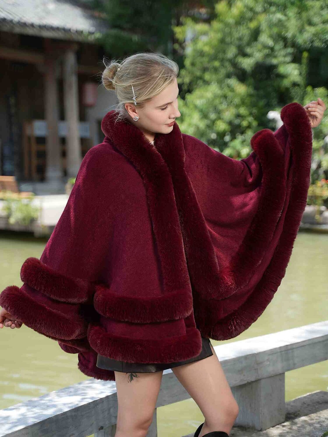 Écharpes en Fausse Fourrure Élégant Garder au Chaud Sans manches Manche Chauve-souris Polyester Boléros de Mariage Avec Couleur unie Pour Occasion Spéciale Automne & Hiver de 2025 ? $74.99 –P9