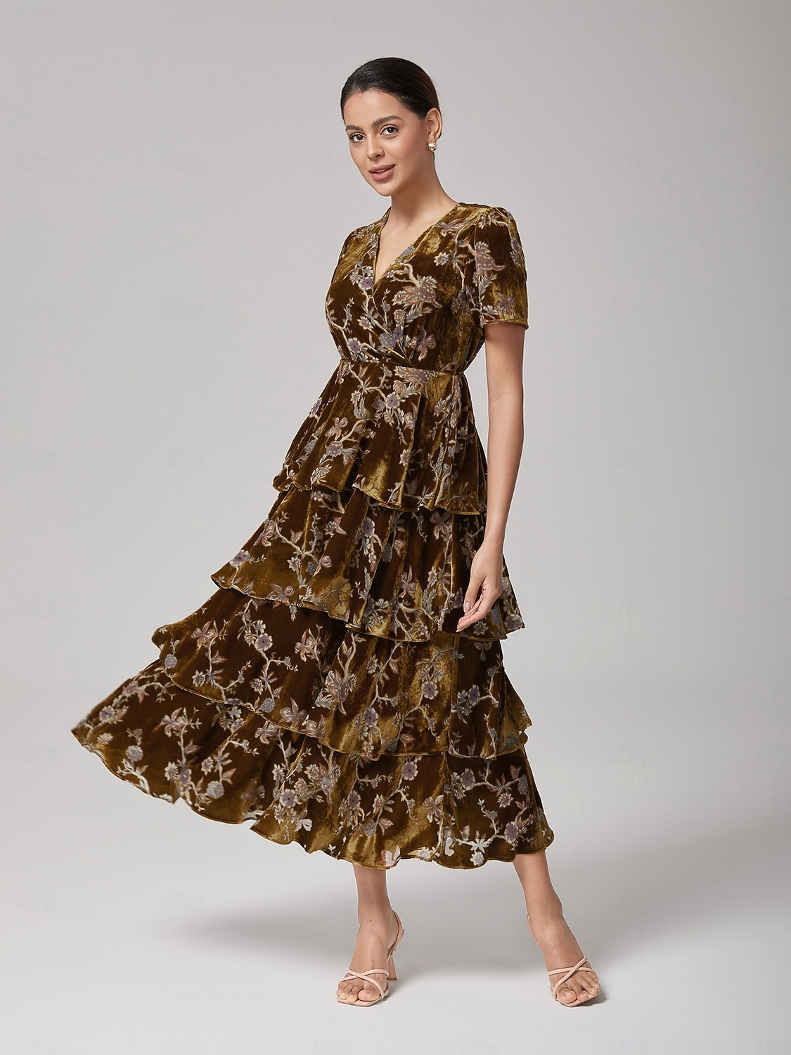 Kurzärmliges Stufenkleid aus Burnout-Samt 2025 - $131.99 –P2