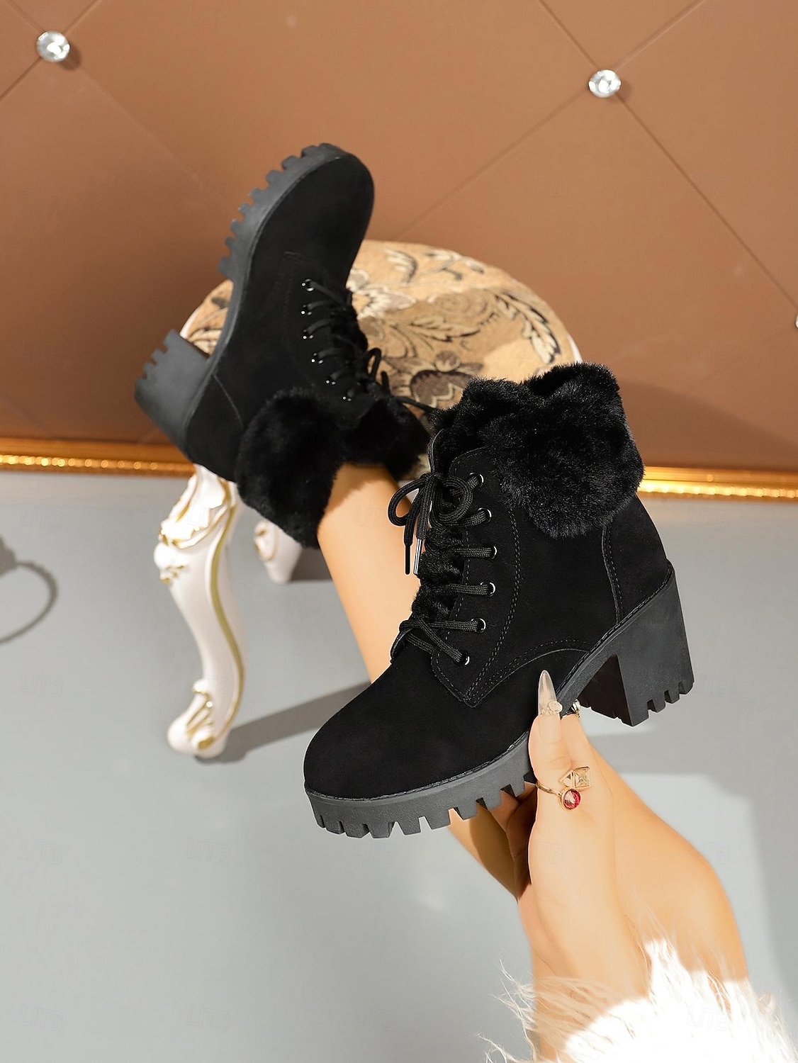 Botas femininas pretas de cano curto com cadarço e forro de pele – botas de inverno com salto grosso e sola de borracha para clima frio, uso casual e ao ar livre de 2025 por $34.99 –P2