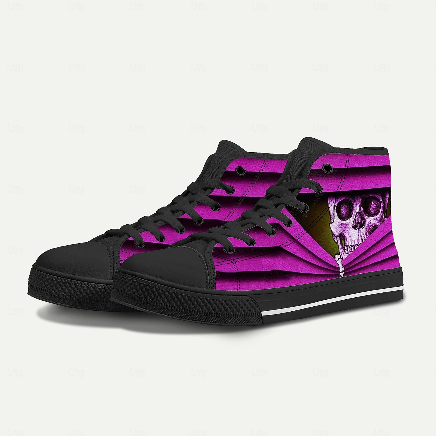 Tênis feminino de cano alto de lona listrada roxa com estampa de caveira – calçados góticos de Halloween para uso casual e festas à fantasia de 2025 por $46.99 –P1