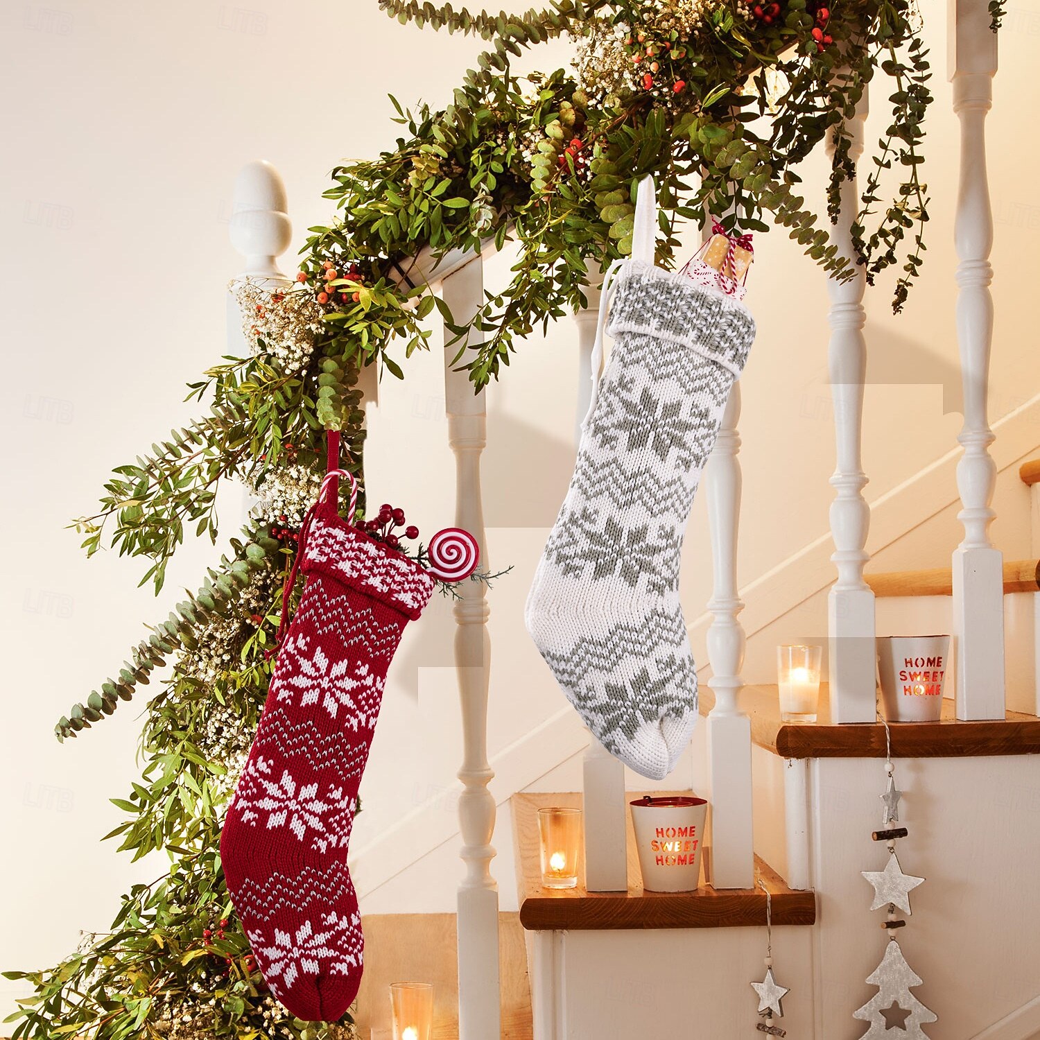 Lot de 2 bas de Noël tricotés, chaussettes de Noël en tricot flocon de neige rouge, décoration de vacances, sacs cadeaux suspendus pour enfants, cheminée &décorations d'arbre de Noël de 2025 ? $15.49 –P3