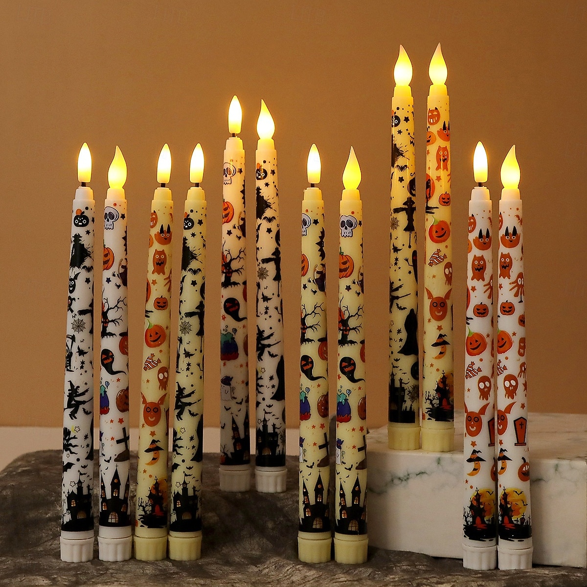 Candele a LED senza fiamma con motivo colorato di Halloween, candelieri a batteria con telecomando a 11 tasti e timer, luci a fiamma tremolante 3D per cene, decorazioni per interni, regali (6 pezzi del 2025 a $22.99 –P3