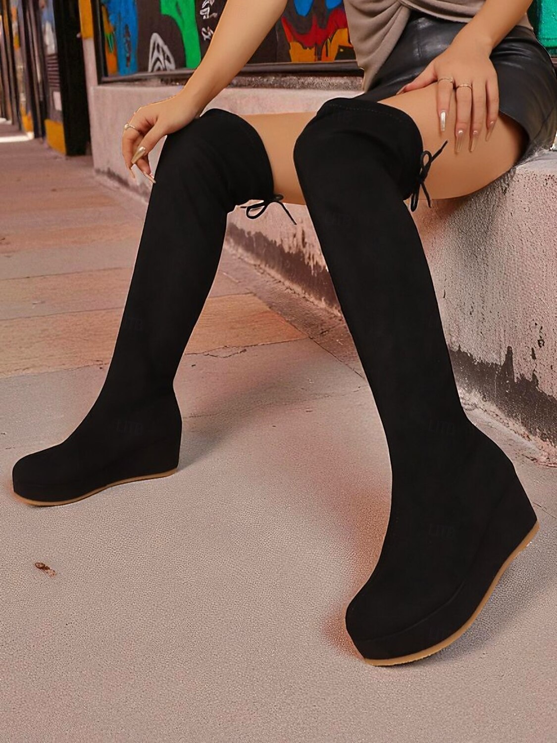 Botas femininas de camurça bege acima do joelho com salto plataforma – calçado de inverno confortável para estilo urbano e uso casual diário de 2025 por $42.99 –P2