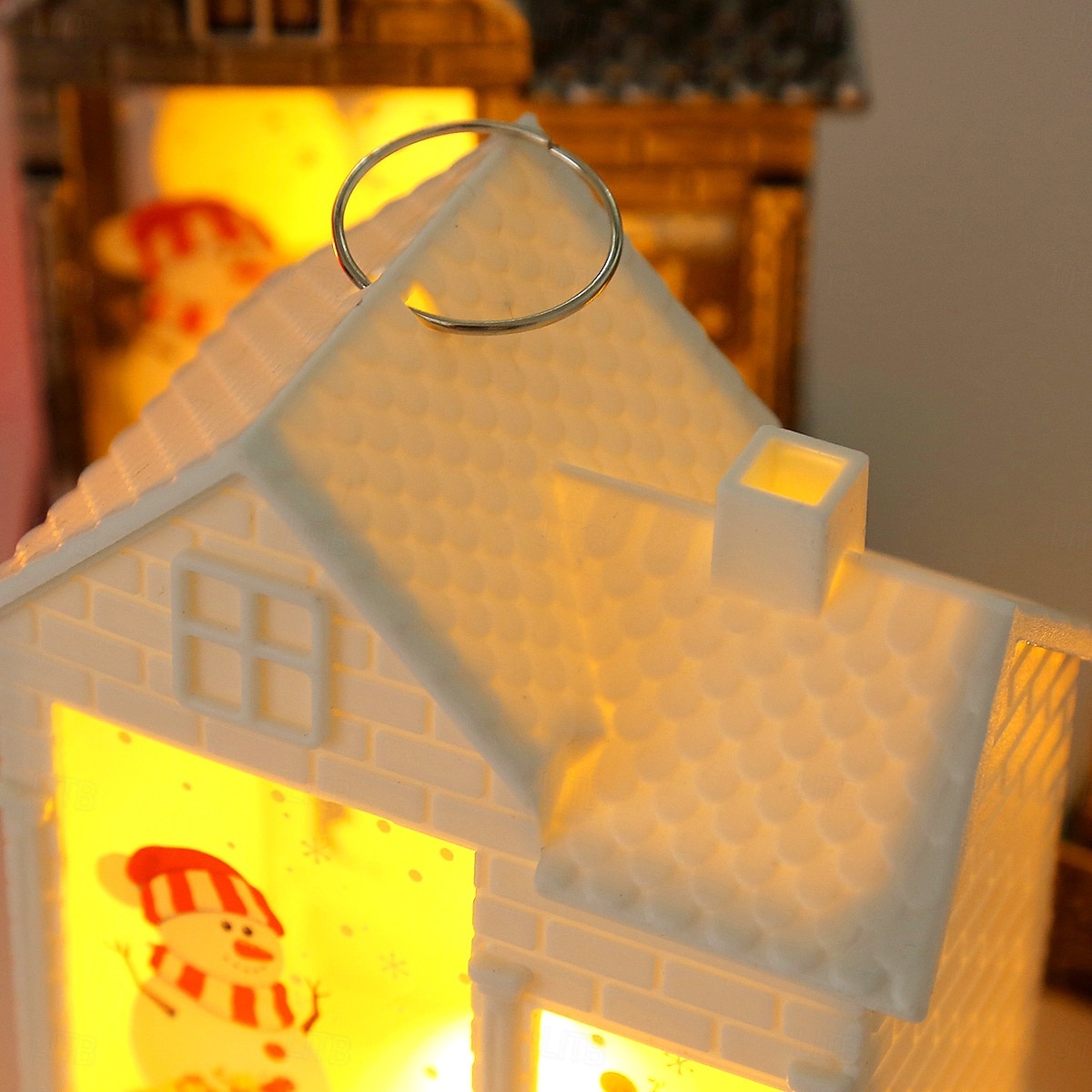 1 Pc 12.2 * 8.9CM Christmas retro small house shaped LED electronic candle night light desktop Christmas style ornament light LR1130 * 3 battery 2025 - $3.49 –P3