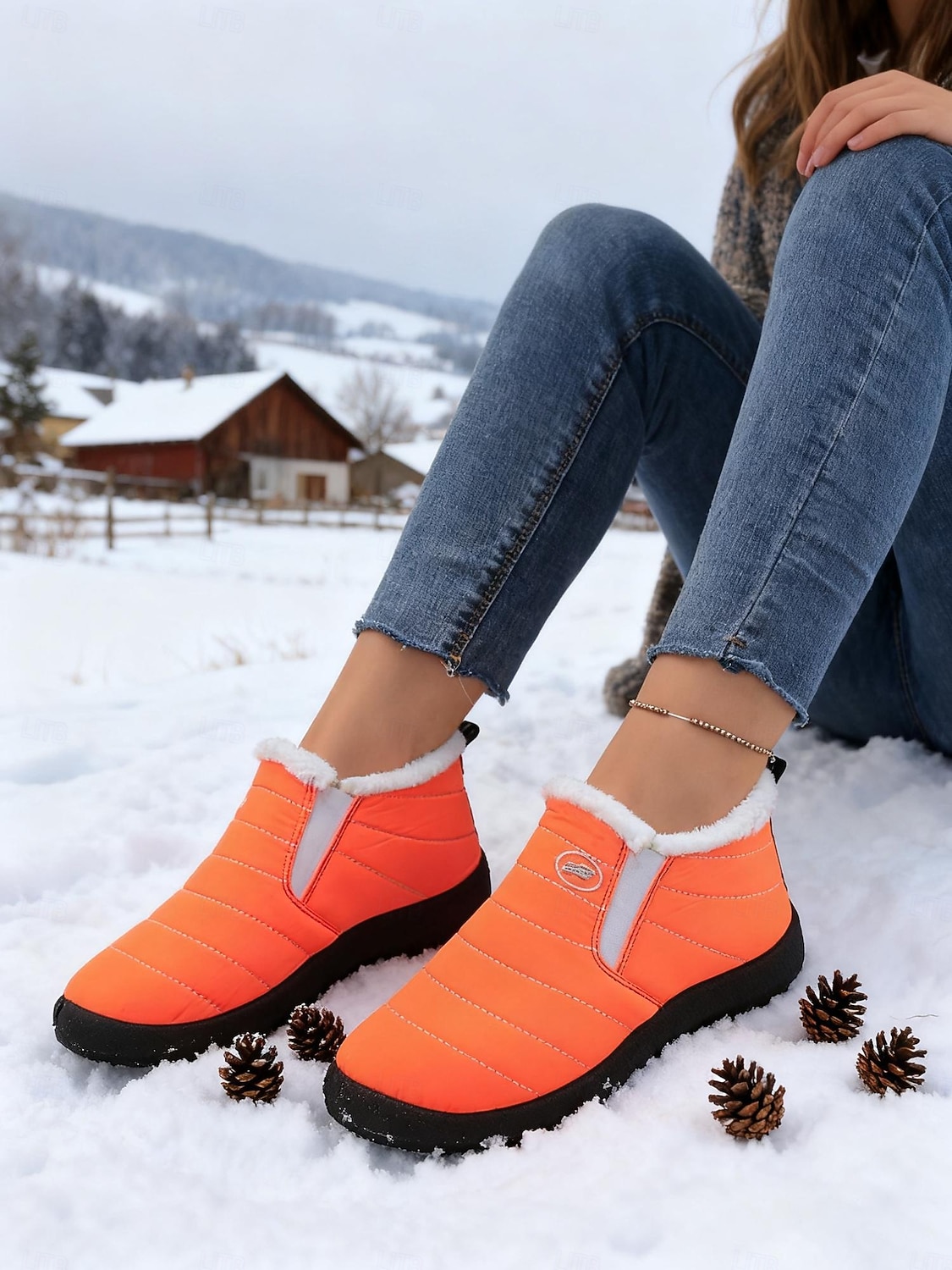 stivali da neve impermeabili arancioni da donna con calda fodera in peluche, scarpe invernali leggere e slip-on per il freddo all'aperto e in stile Halloween del 2026 a $19.99 –P3
