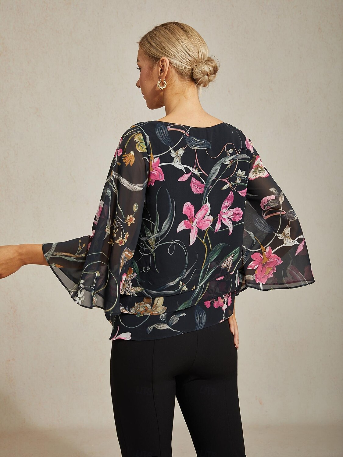Blusa de mujer negra floral, manga 3/4, suelta, cuello redondo, informal, elegante, para vacaciones, primavera, verano y otoño. 2026 - $15.99 –P7